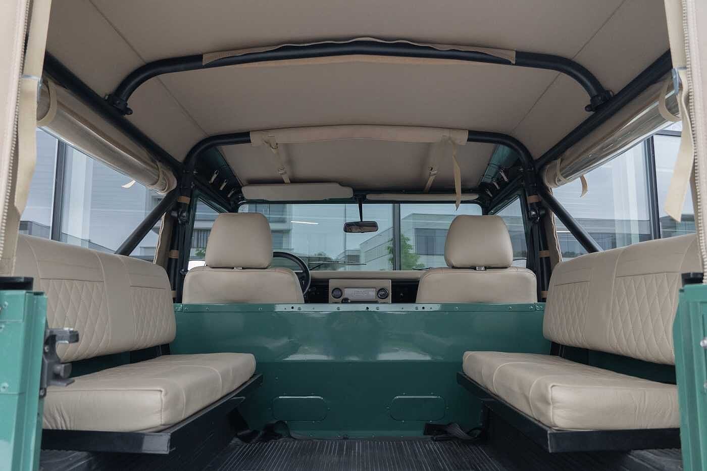 Land Rover Defender 90 200Tdi Cabrio - FULL nuts & bolt rest, foto 11