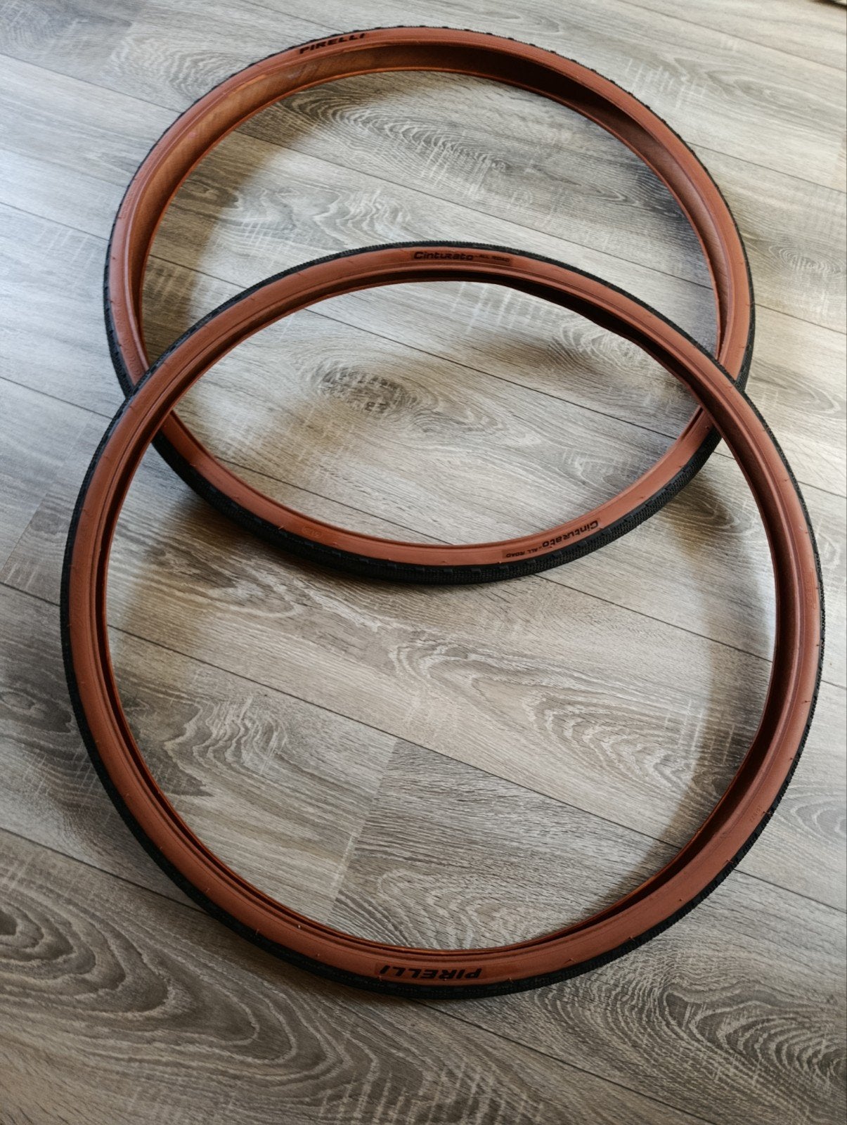pirreli cinturato banden 700x35c, Fietsen en Brommers, Ophalen