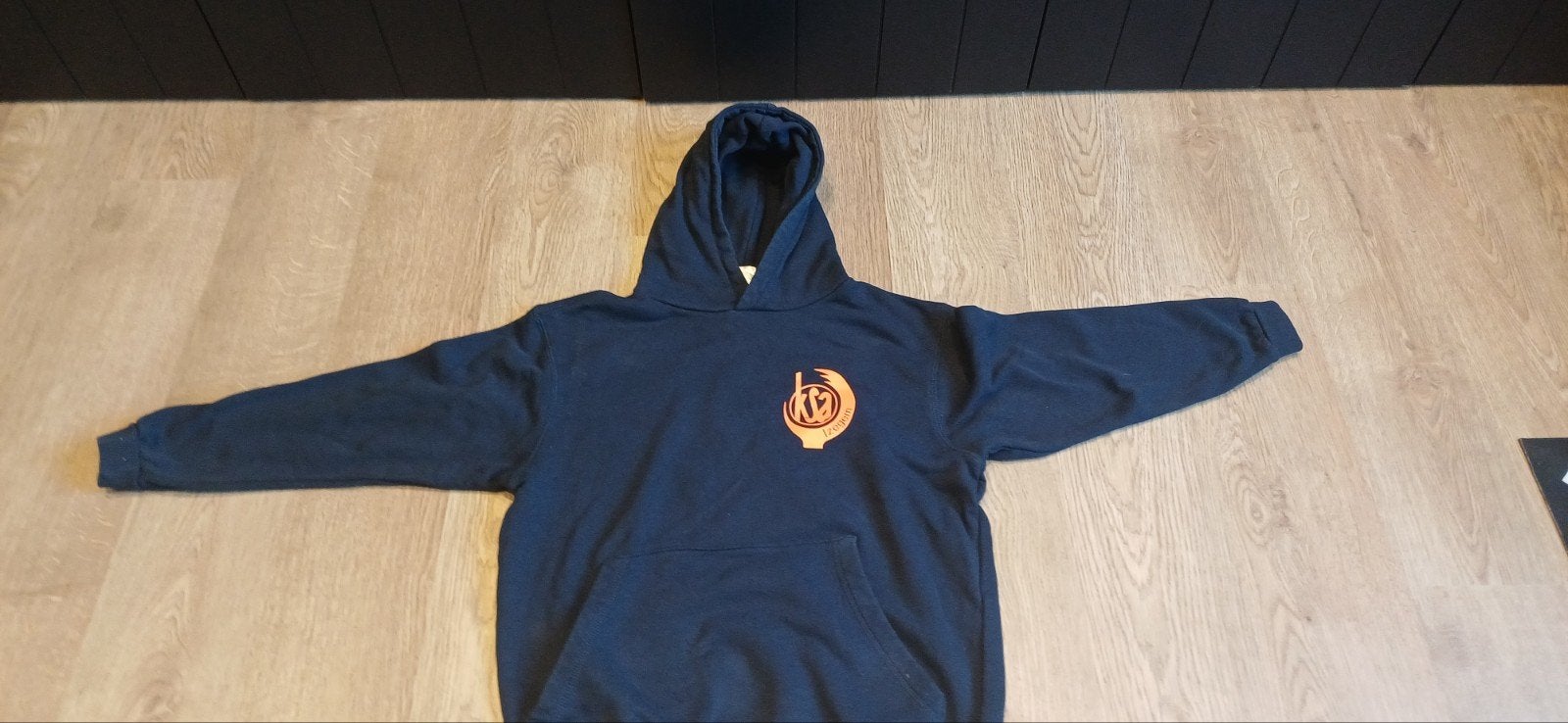 hoodie ksa izegem, Ophalen