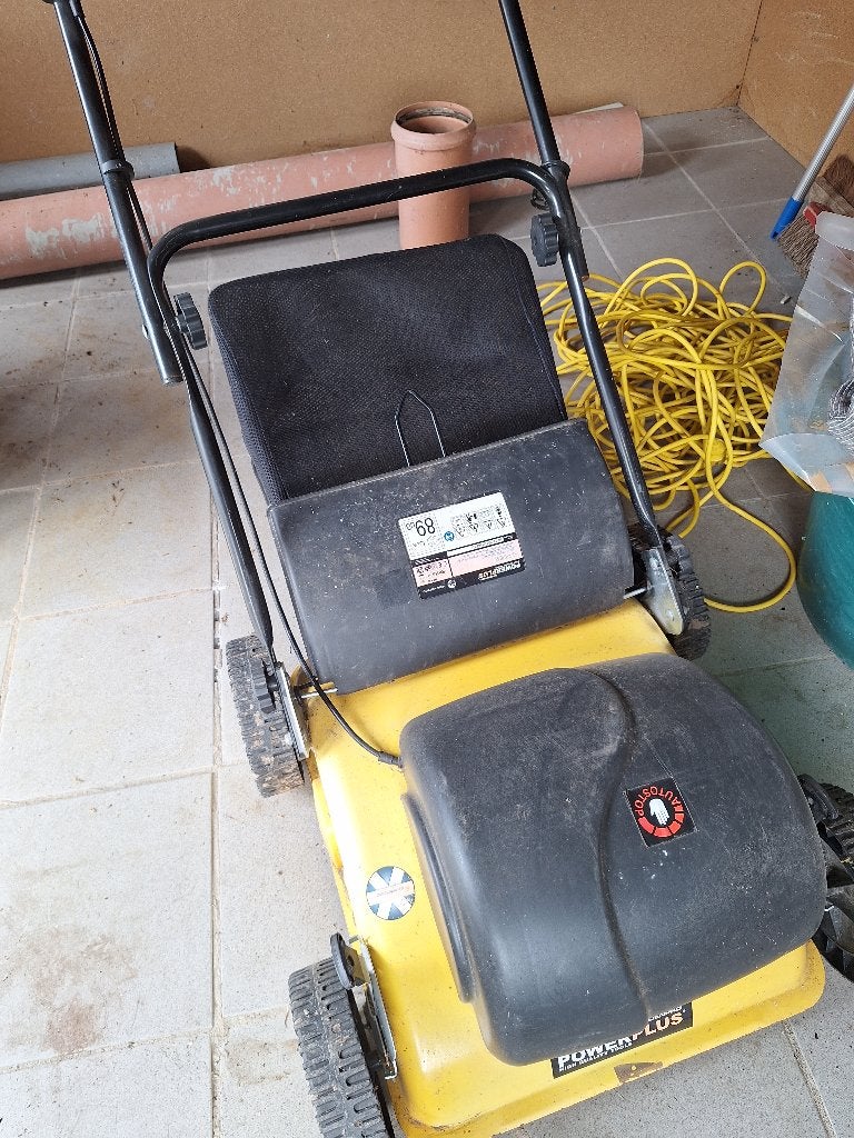 Verticuteermachine, Ophalen, Gebruikt, Elektrisch, Powerplus