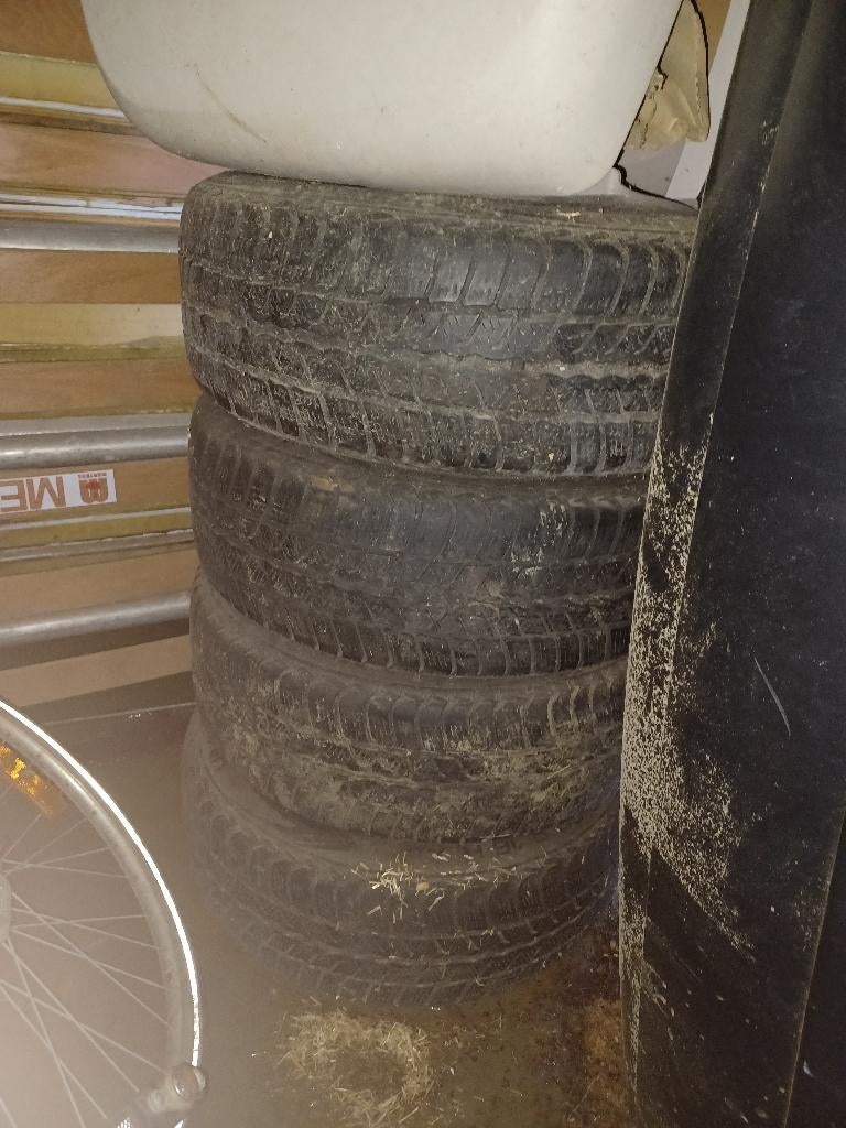 Winterbanden Citroën c8 op velg, Ophalen, Winterbanden