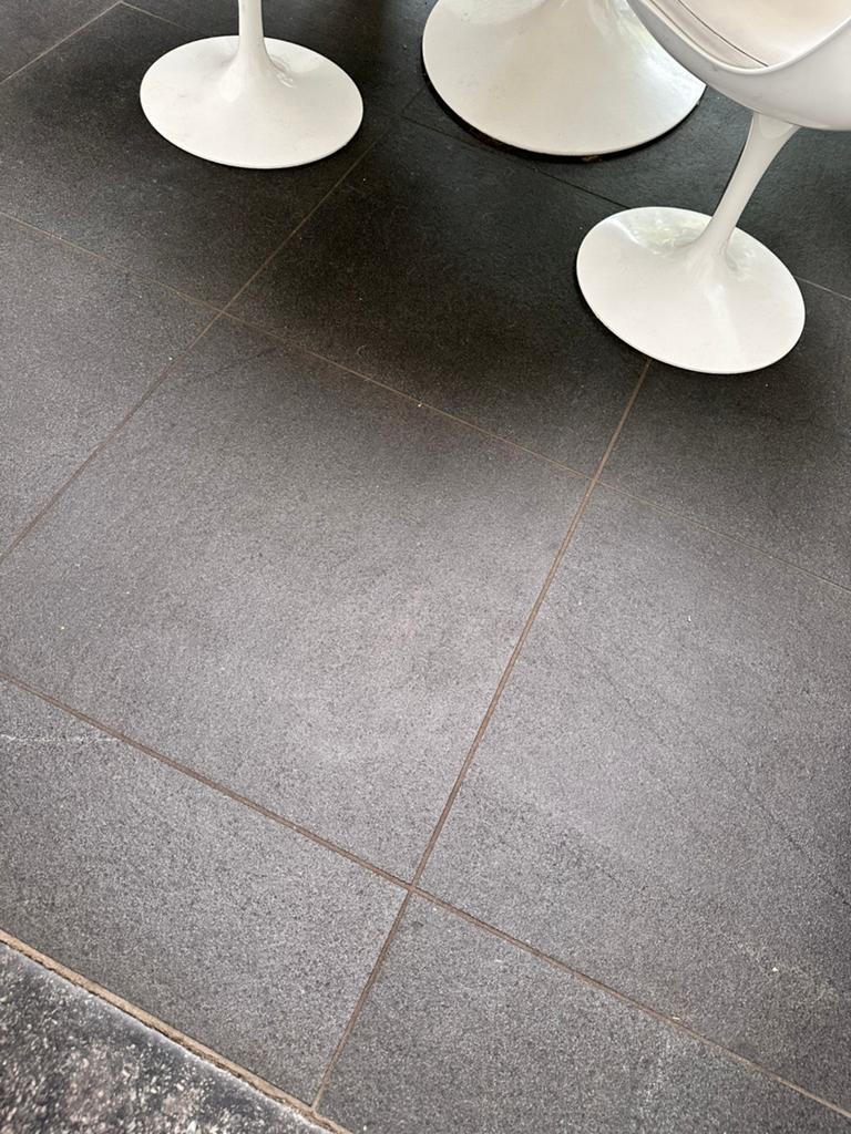 Keramische antraciet tegels – 60x60 – gerectificeerd, Ophalen, Gebruikt
