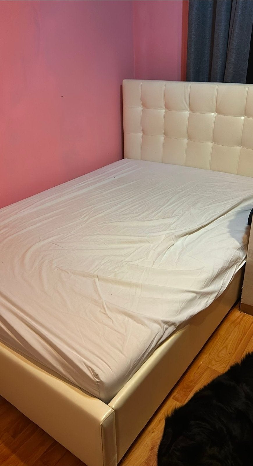 Wit leren bed 140x200, Huis en Inrichting, Slaapkamer | Boxsprings, Ophalen, Wit