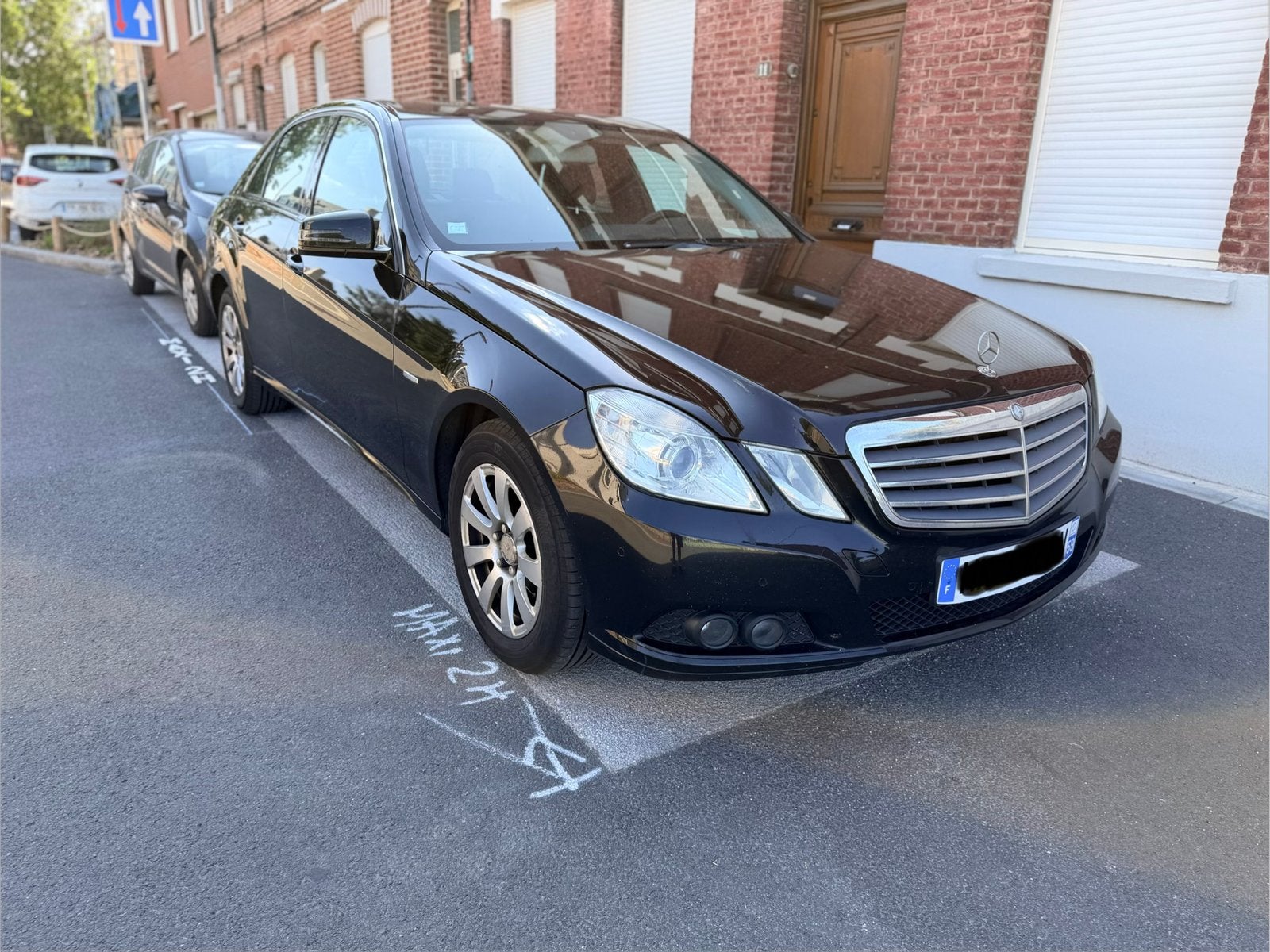Mercedes-Benz, E200, Autos, Mercedes-Benz, Cuir, Achat, Boîte manuelle, Noir