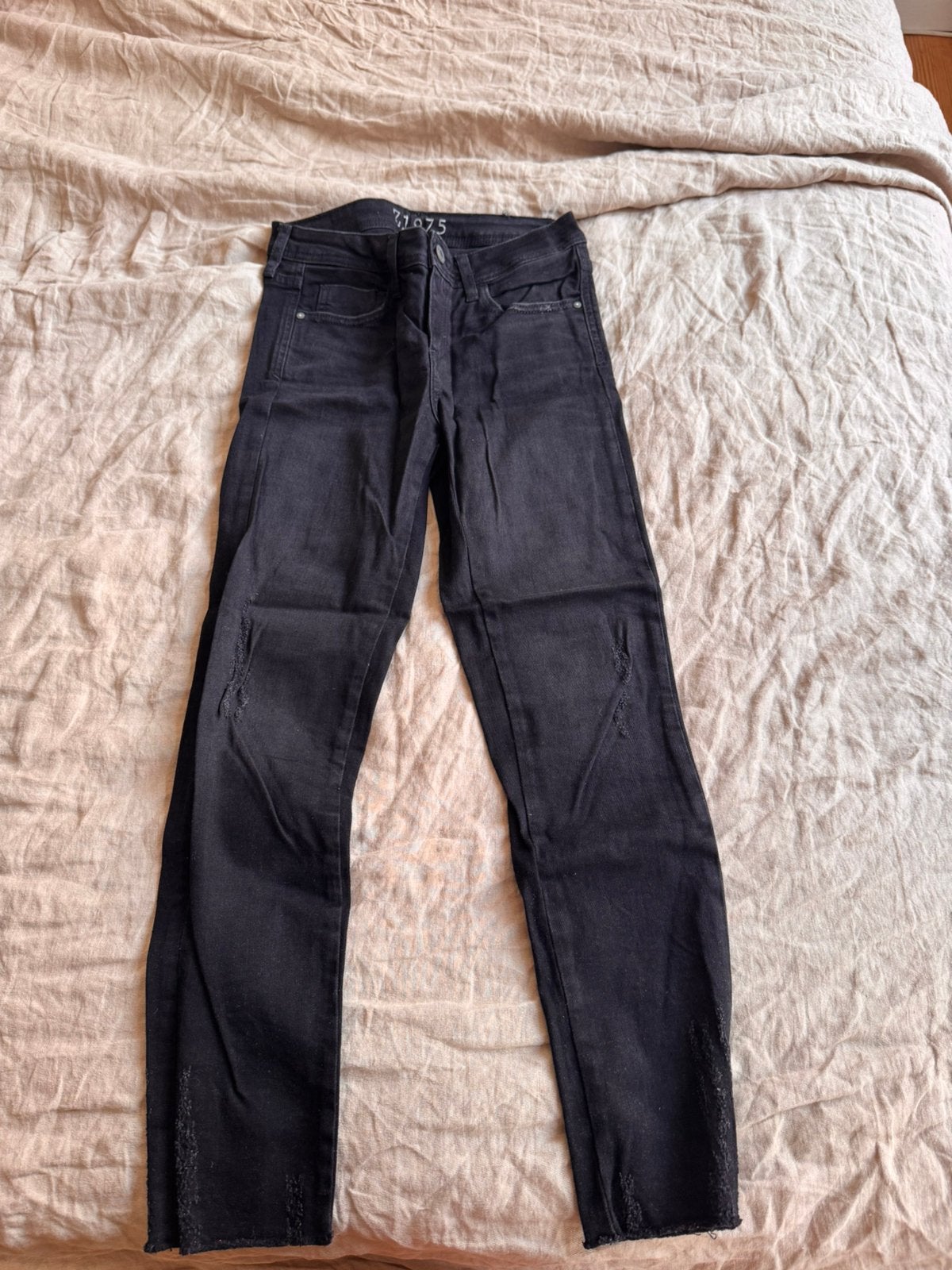 Jean noir zara, Enlèvement, Porté, Noir