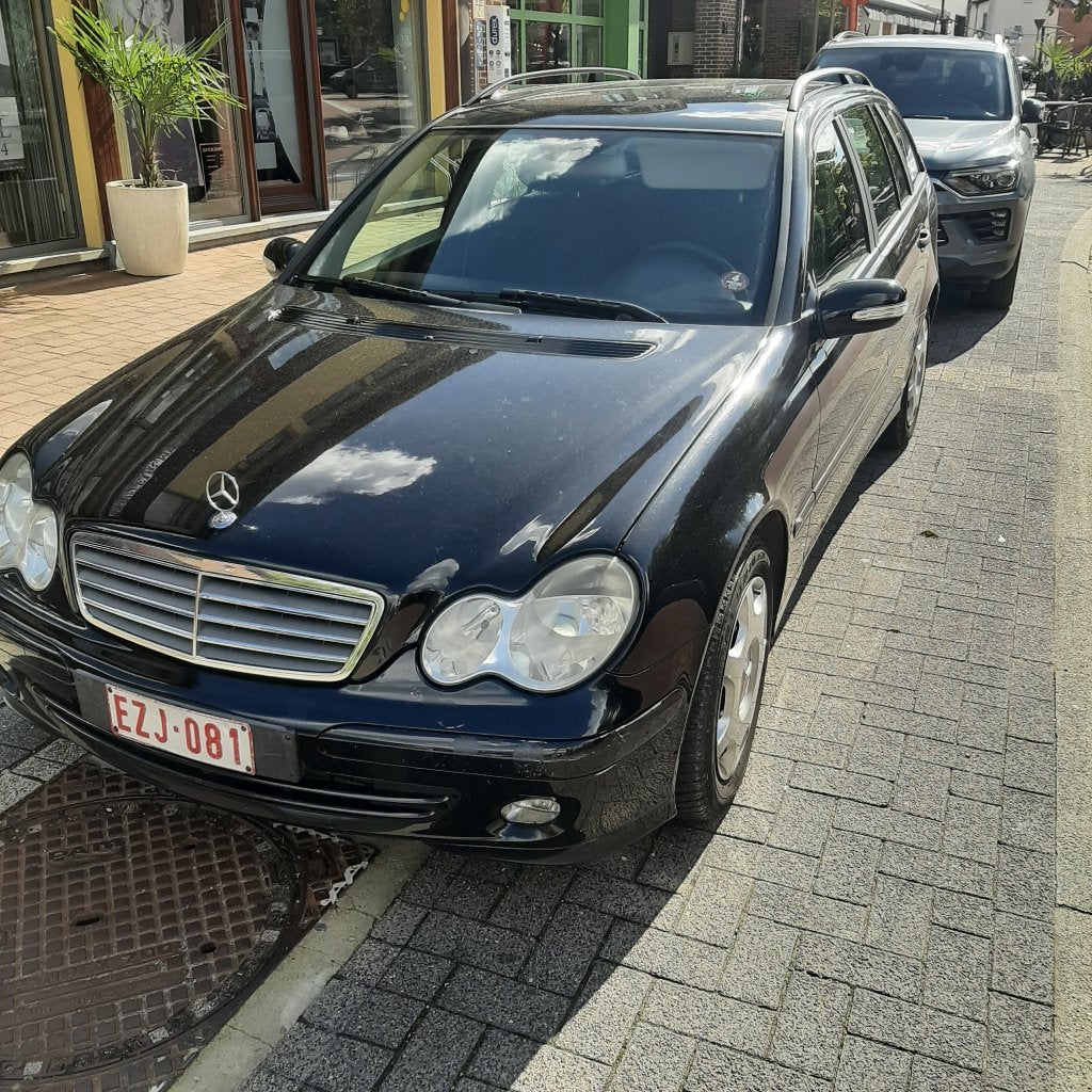 Mercedes 200 diesel break in goede rijdende staat, Auto's, 90 kW, Zwart, Euro 4, Onderhoudsboekje