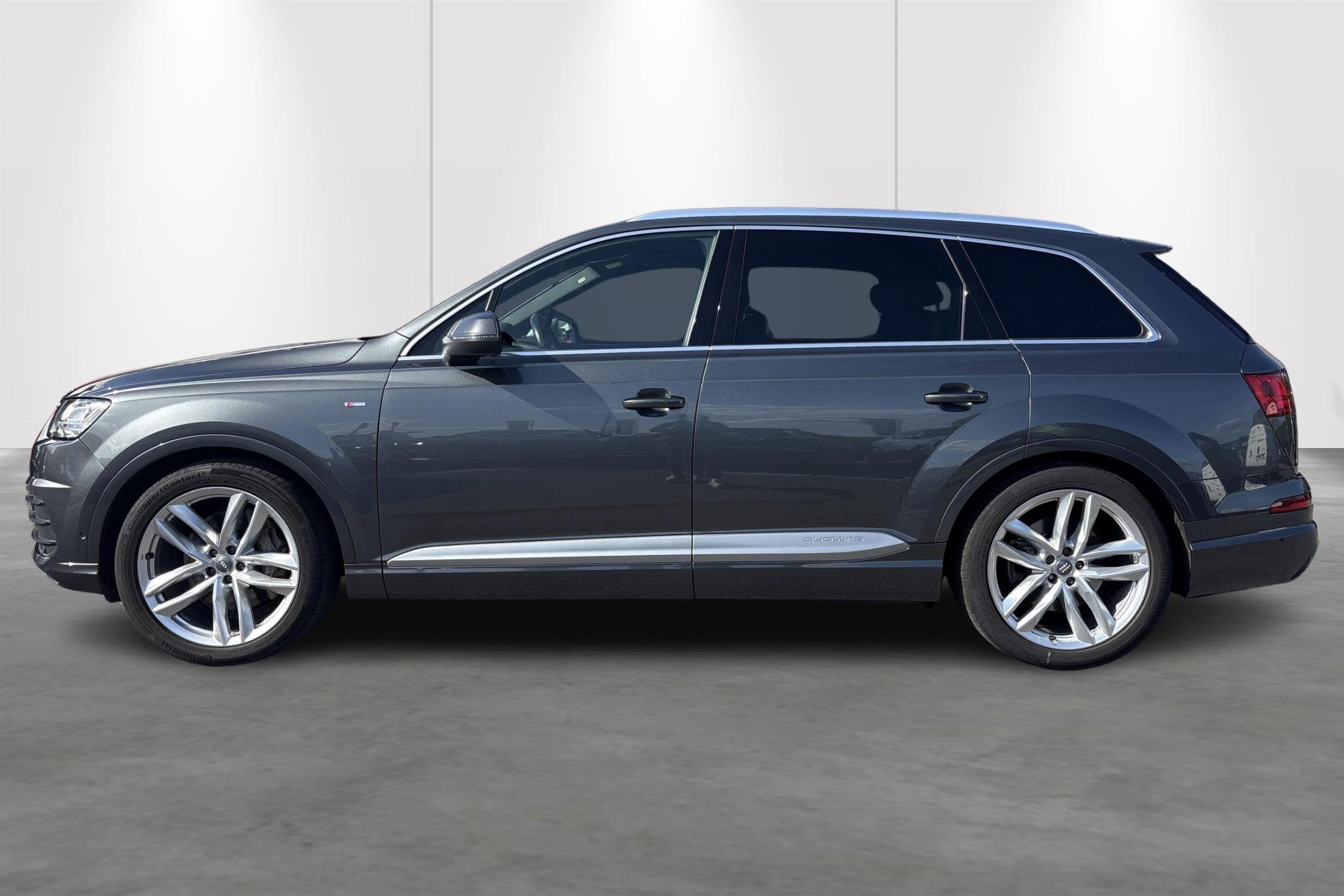 Audi Q7 3.0 TDI 160kW Tiptr. quattro - 7PL + WINTERKIT, Autos, Achat, Euro 6, Carnet d'entretien, Noir