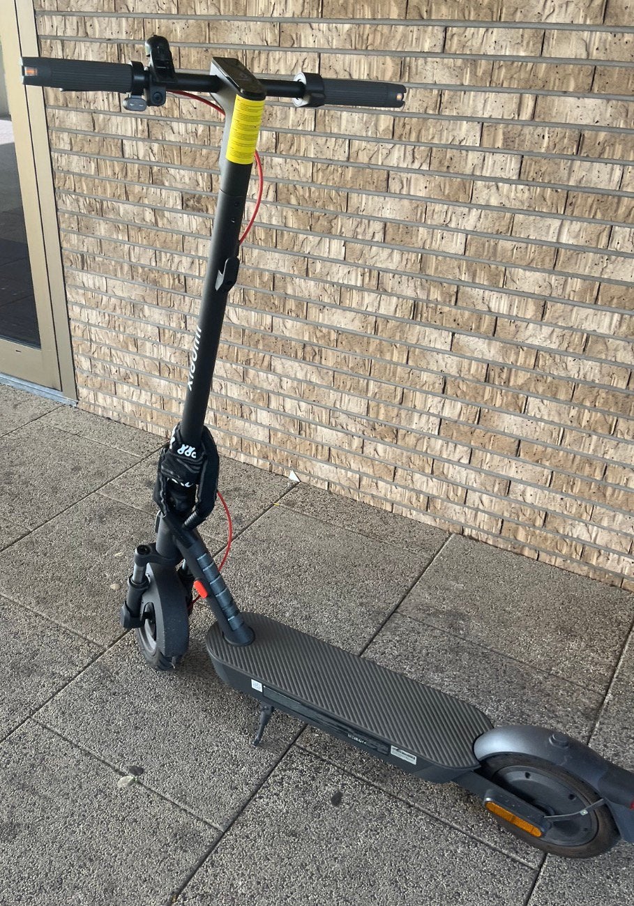Elektrische step Xiaomi, Fietsen en Brommers, Steps, Ophalen, Zo goed als nieuw