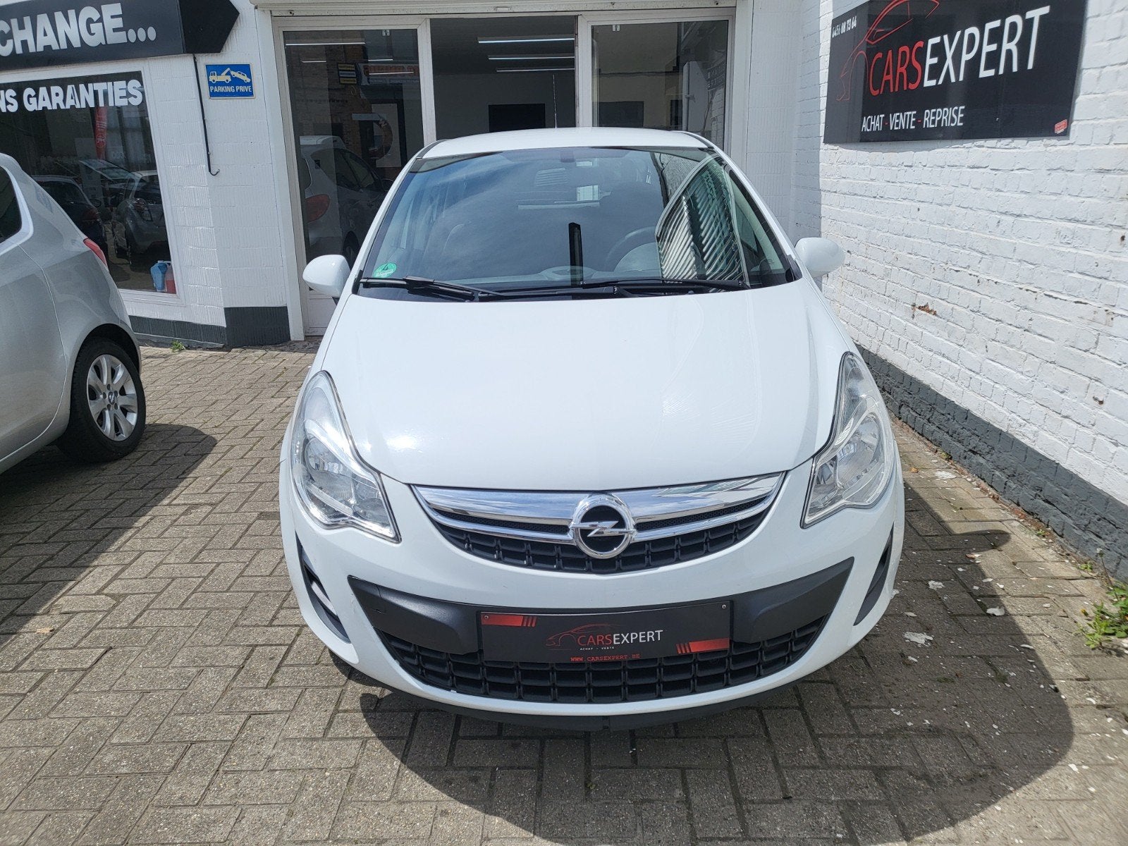 Opel corsa essence 110.000km  12 mois de GARANTIE, Auto's, Euro 5, Wit, Bedrijf, 5 deurs