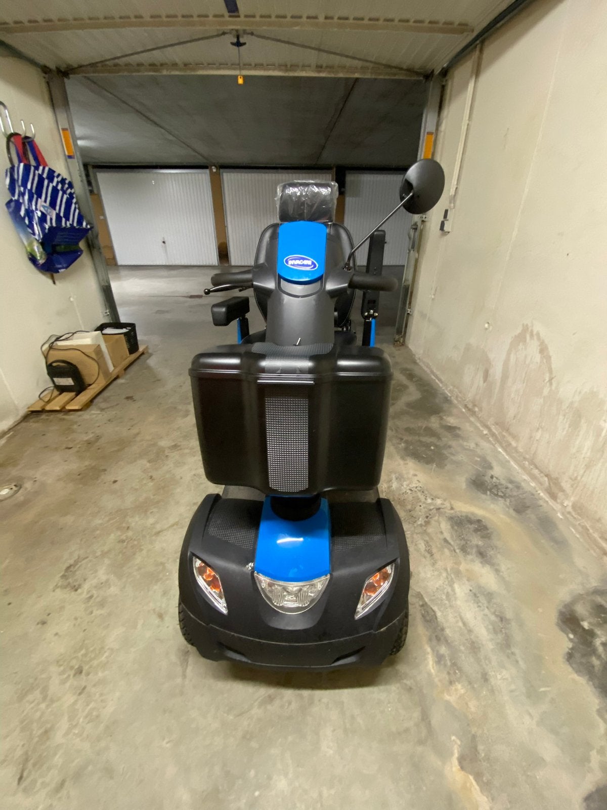 scootmobiel 4 wiel invacare CometPro, Enlèvement, Comme neuf