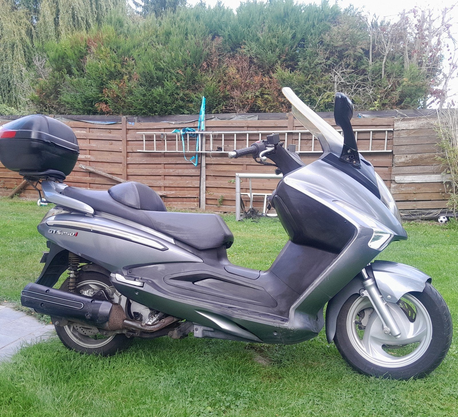 sym scooter 250cc gts, Enlèvement, Essence, 250 cm³