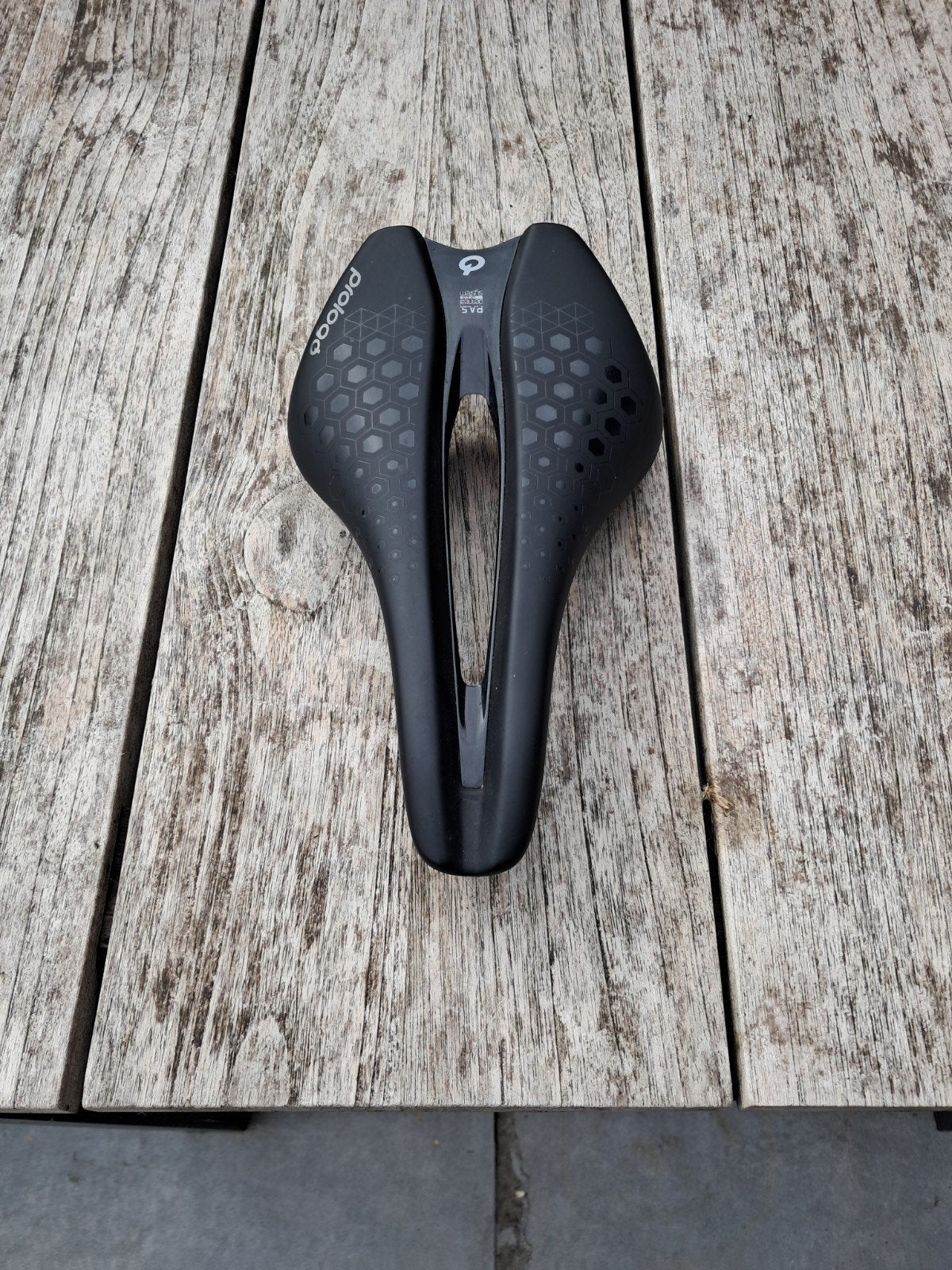 prologo zadel 143, Fietsen en Brommers, Racefiets, Ophalen of Verzenden, Zo goed als nieuw, Prologo