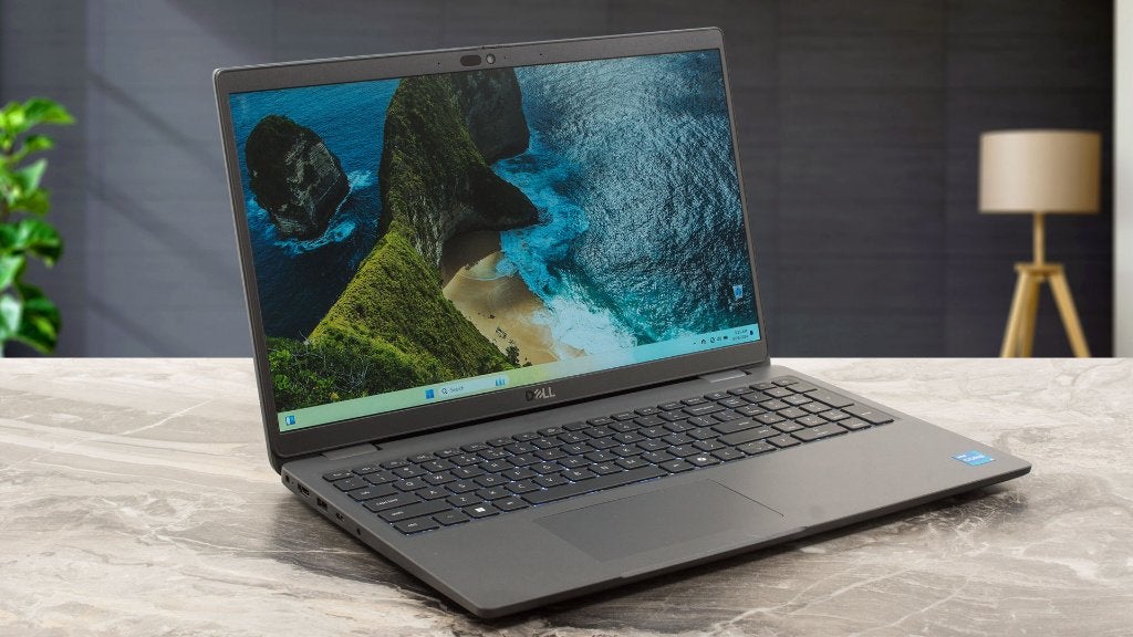 Dell Latitude 3550 i7 32Gb 1Tb, Core i7, 3 à 4 Ghz, SSD, 1 TB