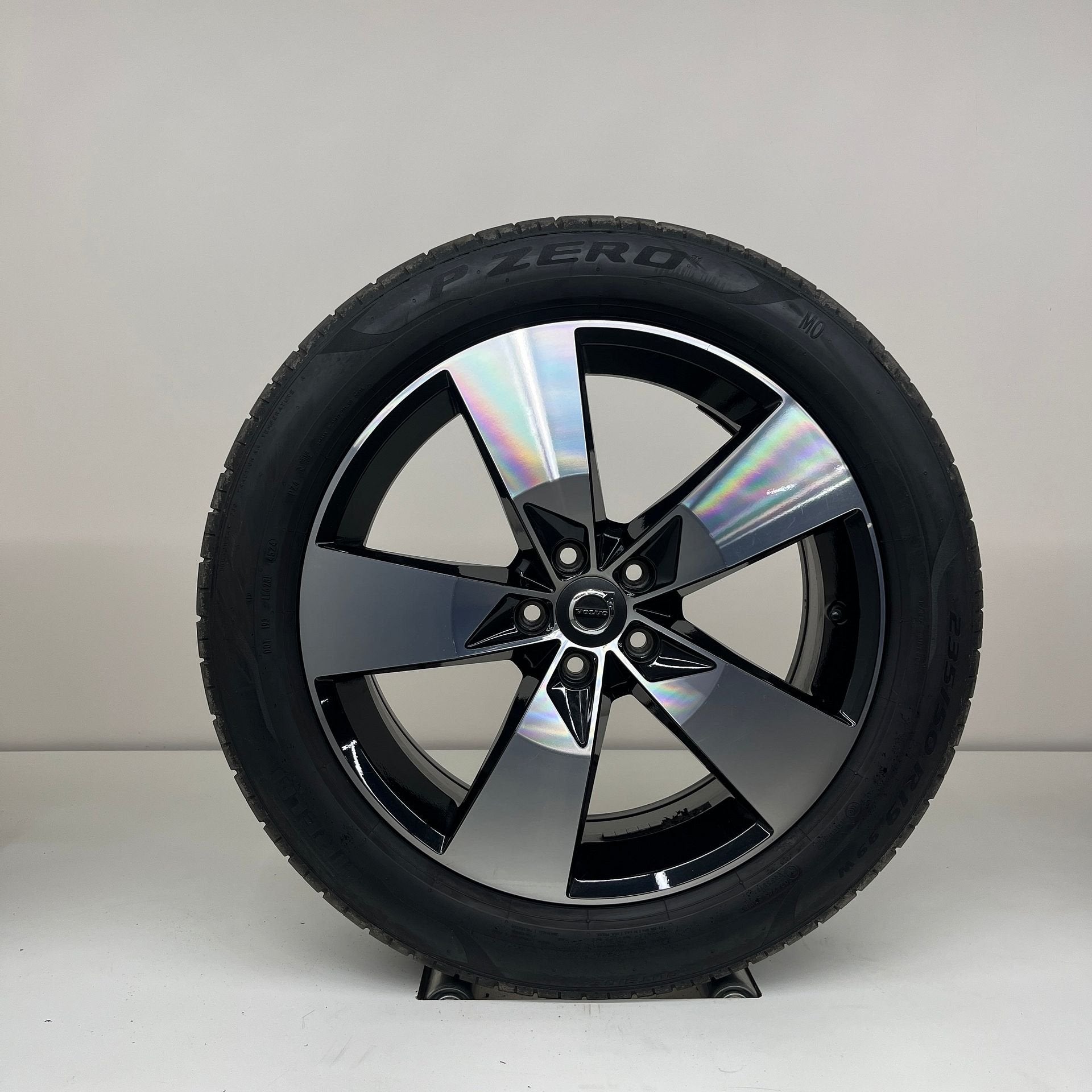 Volvo XC40 - 19 inch - zomerbanden, Auto-onderdelen, Banden en Velgen, 19 inch, Gebruikt, Banden en Velgen, Ophalen of Verzenden