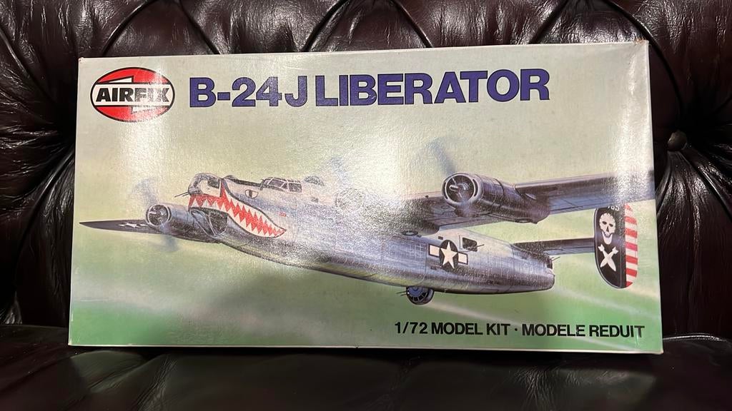 Vintage vliegtuigmodel, Ophalen, Zo goed als nieuw, Vliegtuig