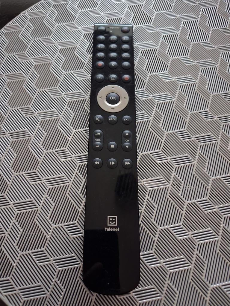 Télécommande Telenet box tv, Ophalen, Tv