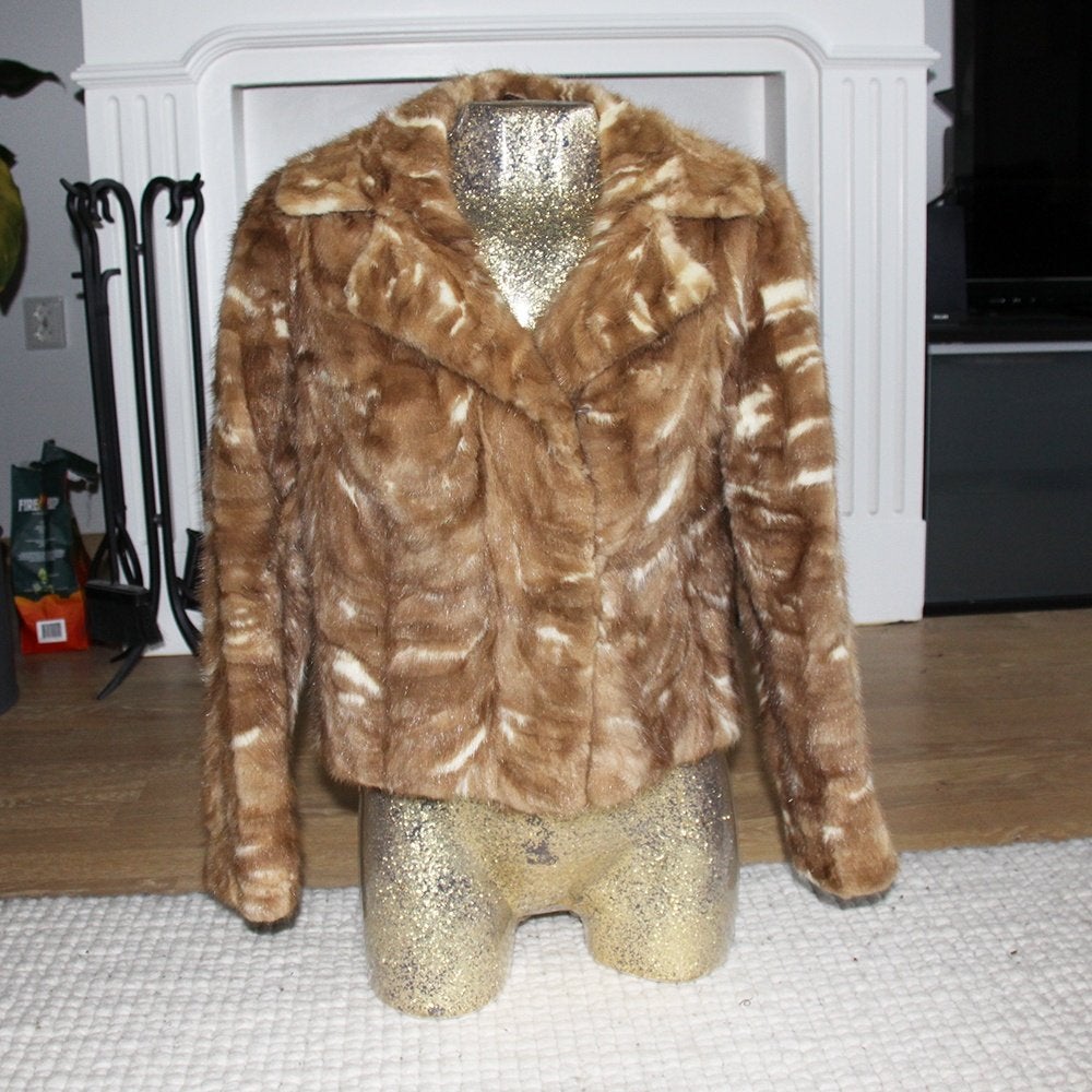 Belle veste en fourrure à pois (S) €125, -, Vêtements | Femmes, ANDERE, Taille 36 (S), Comme neuf, Brun