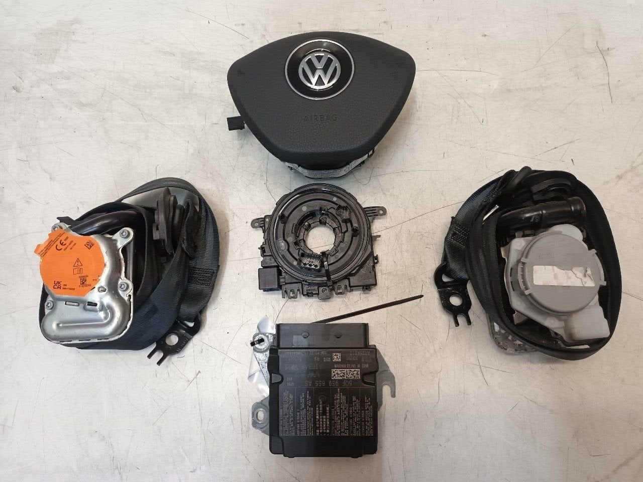 Airbag set Volkswagen Crafter, Onderdelen@venauto.nl, Van der Ven Autorecycling B.V., Gebruikt, Ettenseweg 76, 4706 PB Roosendaal, The Netherlands