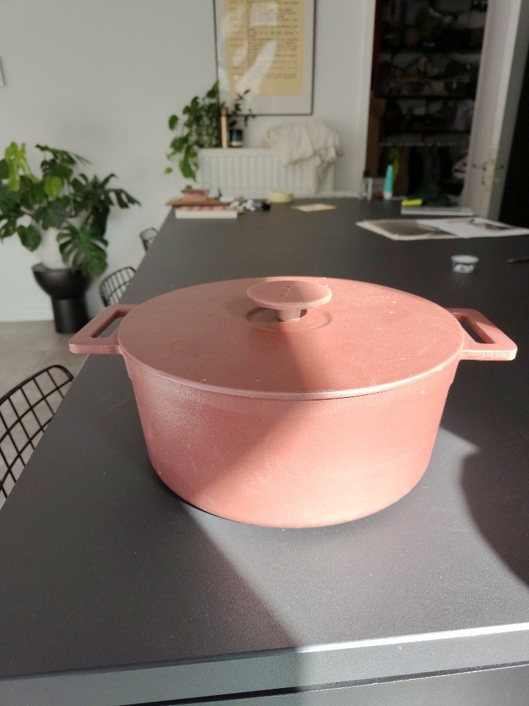 Poêle en fonte - Bordeaux - 4,7 litres, Maison & Meubles, Enlèvement, Utilisé, Autres marques, Cocotte