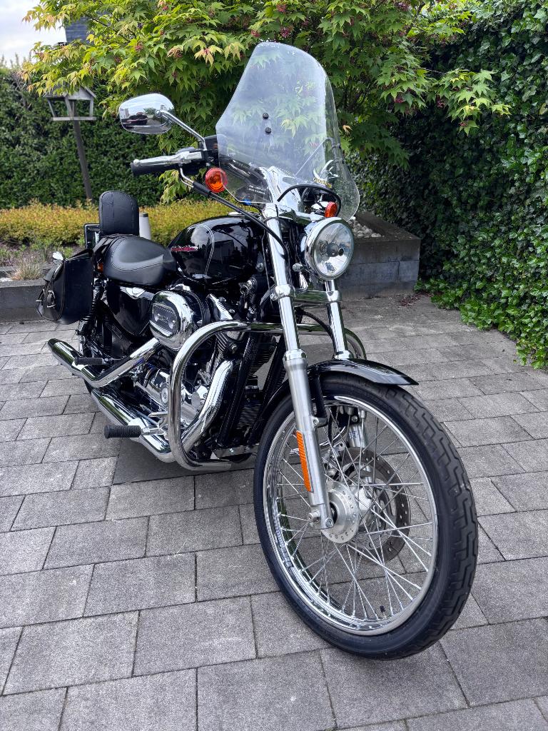 Harley-Davidson 1200 Sportster Custom  topstaat, 2 cilinders, Gebruikt, Particulier, 1200 cc