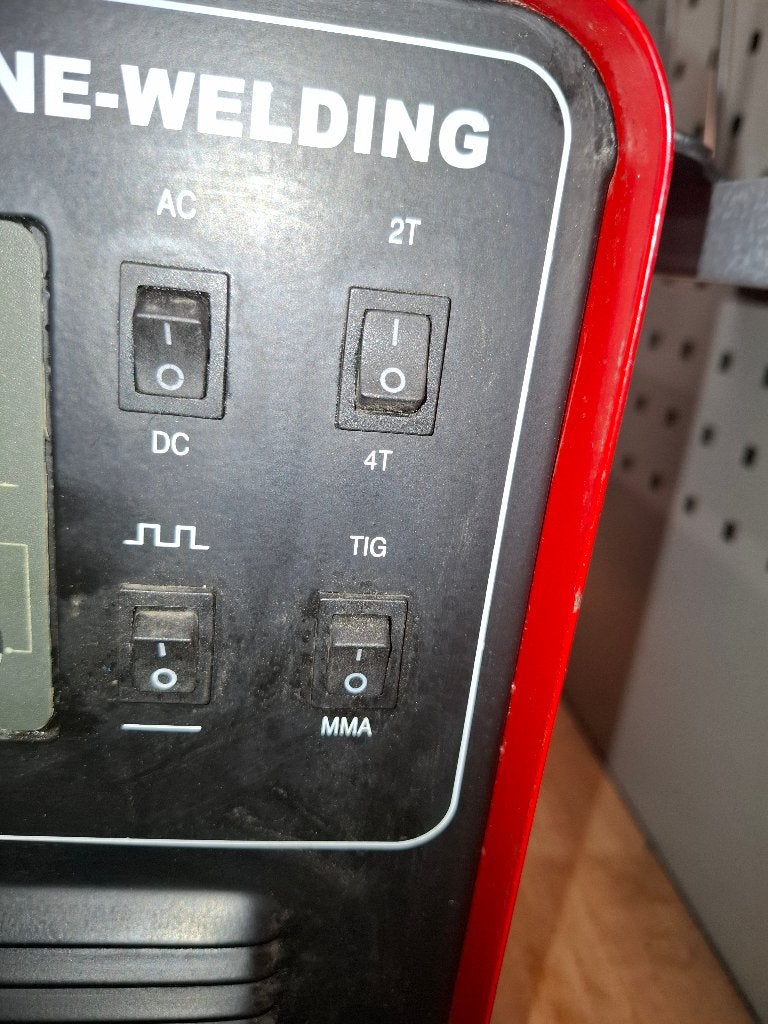 TIG ac/dc las apparaat 220v.  200A, Doe-het-zelf en Bouw, Gereedschap | Lasapparaten, Ophalen, Gebruikt, 150 tot 250 ampère, Tig
