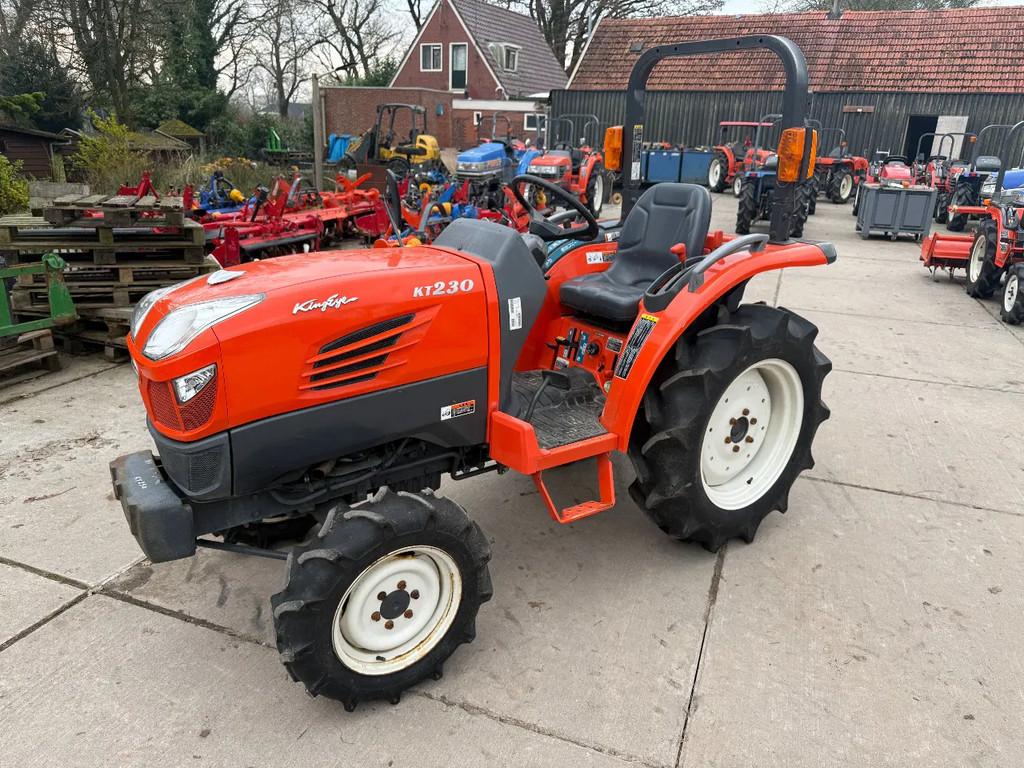 Kubota KT230, Autres types