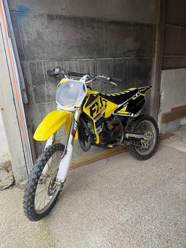 Suzuki rm 85 grote wielen, Fietsen en Brommers, Ophalen, Zo goed als nieuw, Suzuki