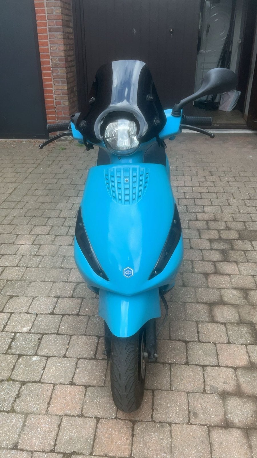 **Te koop: Piaggio Zip (2023) – Zeer goed onderhouden, Fietsen en Brommers, Ophalen, Zip, Klasse A (25 km/u), Zo goed als nieuw