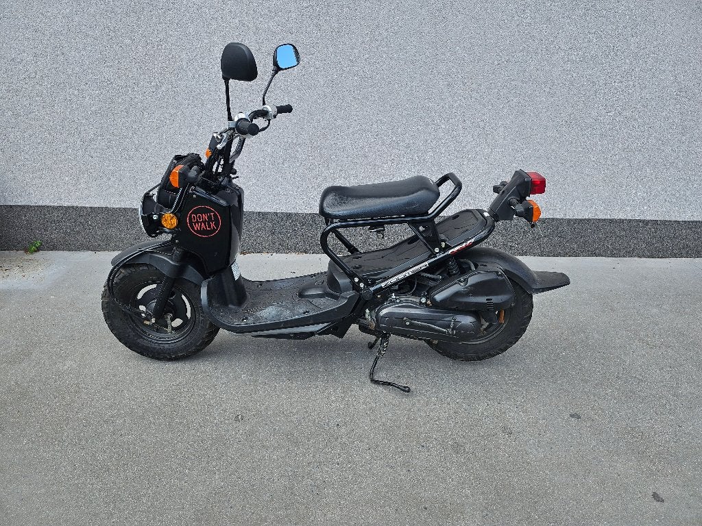 Honda zoomer, Fietsen en Brommers, Ophalen, Overige modellen, 50 cc, Klasse B (45 km/u)