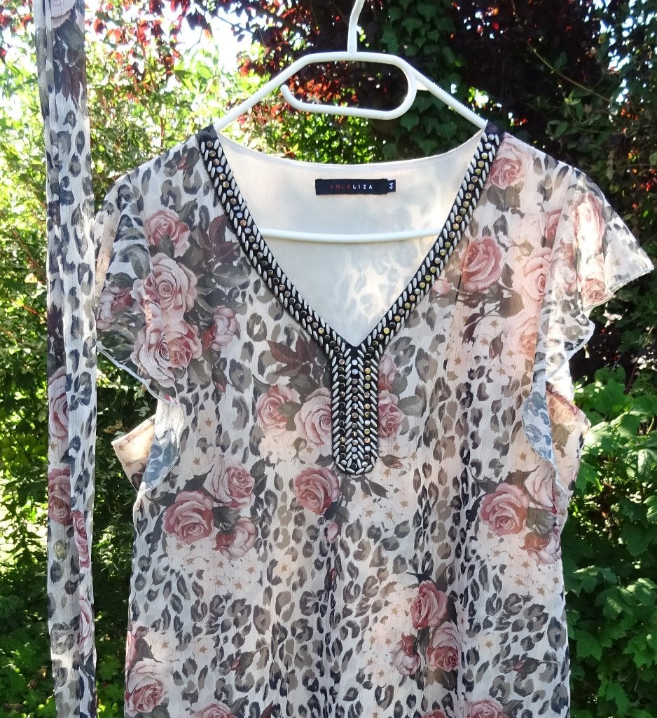 Jurk Lola Liza. Maat 44, Kleding | Dames, Jurken, Maat 42/44 (L), Ophalen of Verzenden, Zo goed als nieuw, Meerkleurig