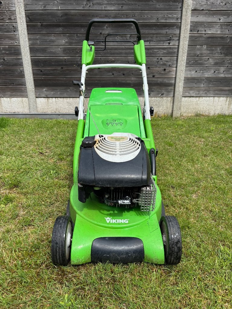 Viking Grasmaaier benzine 43cm zelftrekker, Jardin & Terrasse, Tondeuses à gazon, Viking / Stihl, Tondeuse rotative, 40 à 49 cm