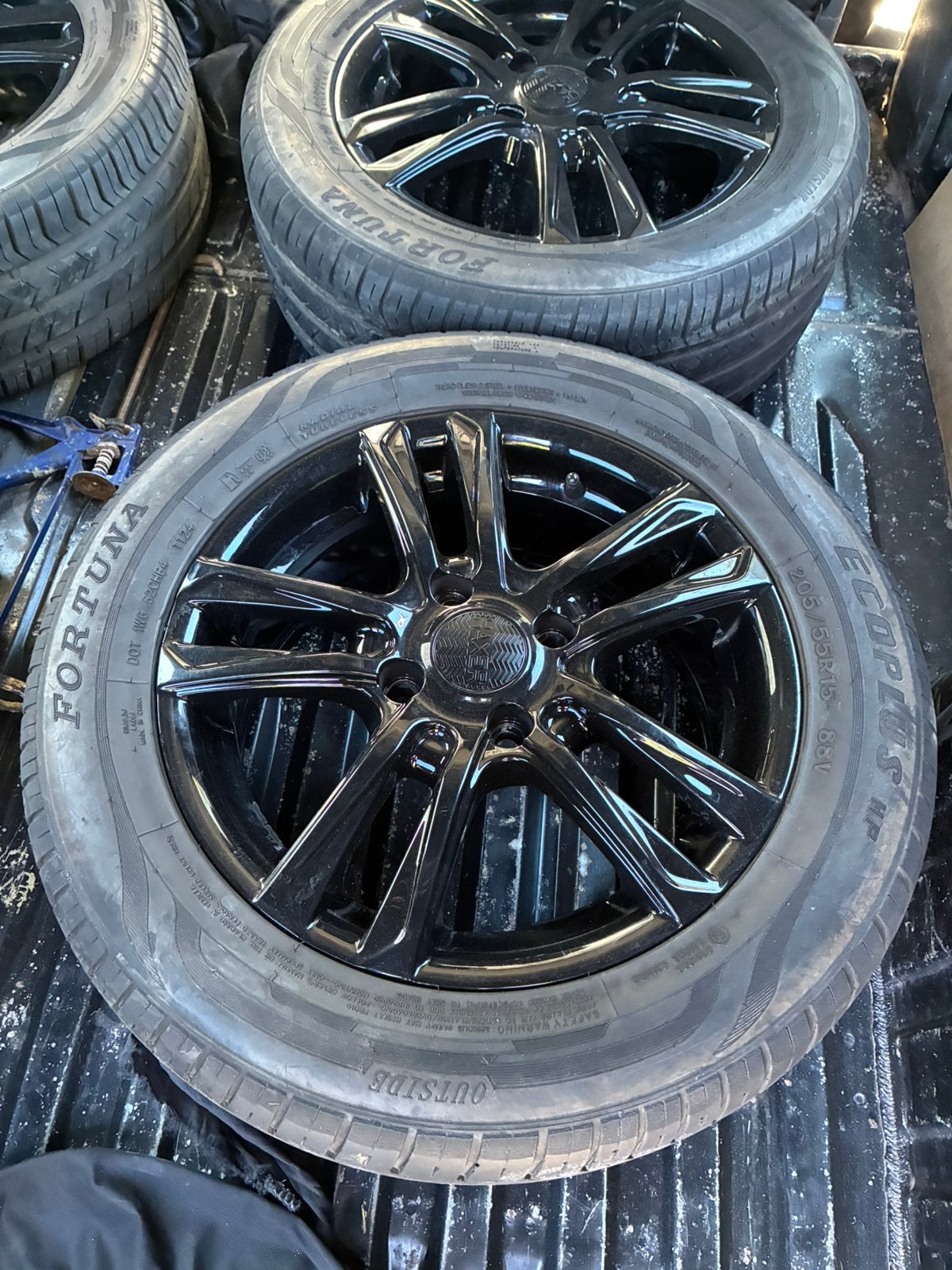 Wielen 4x108, Ophalen, 15 inch, Band(en)