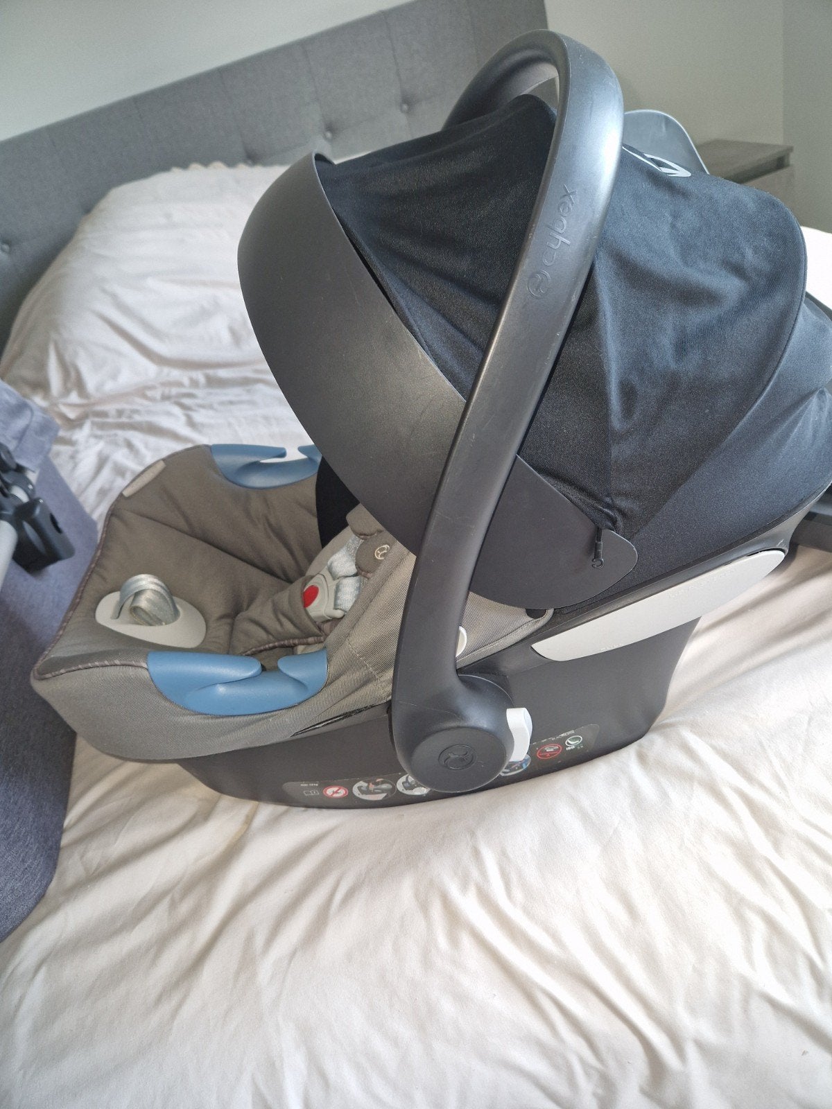 Cosy cybex + base voiture, Enlèvement