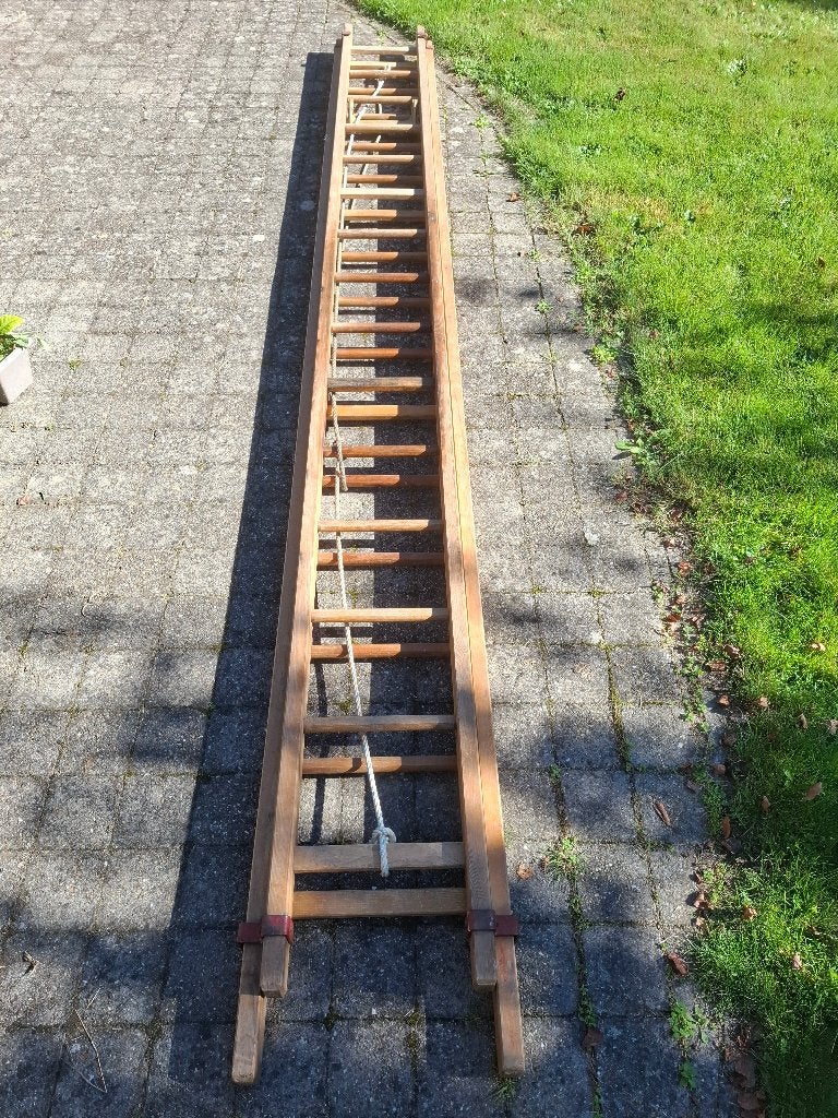 Echelle  en bois de 4m avec allonge, Pliable ou rétractable/escamotable, Échelle, Enlèvement, Utilisé