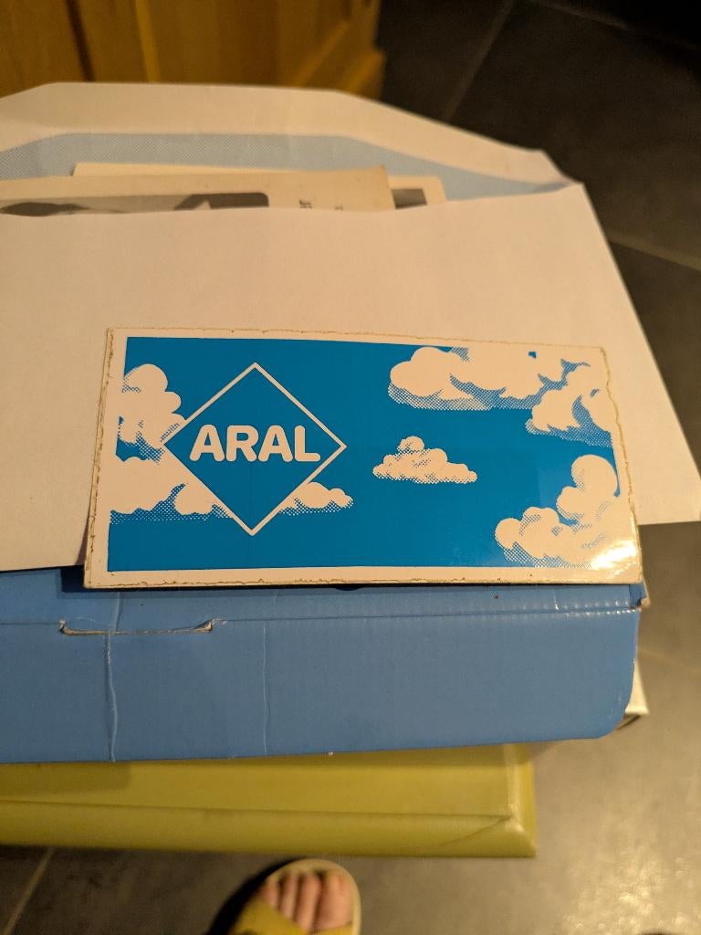 Aral, Collections, Enlèvement ou Envoi, Comme neuf, Société ou Association