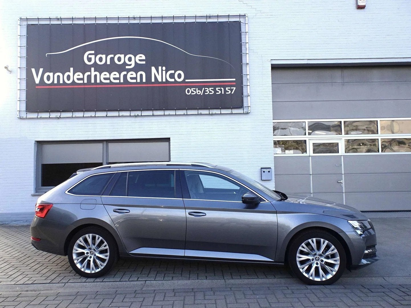 Skoda Superb Combi 1.4TSi PHEV (160kW) PANODAK,CARPLAY,TREKH, Auto's, Automaat, 5 deurs, Hybride Elektrisch/Benzine, 156 pk