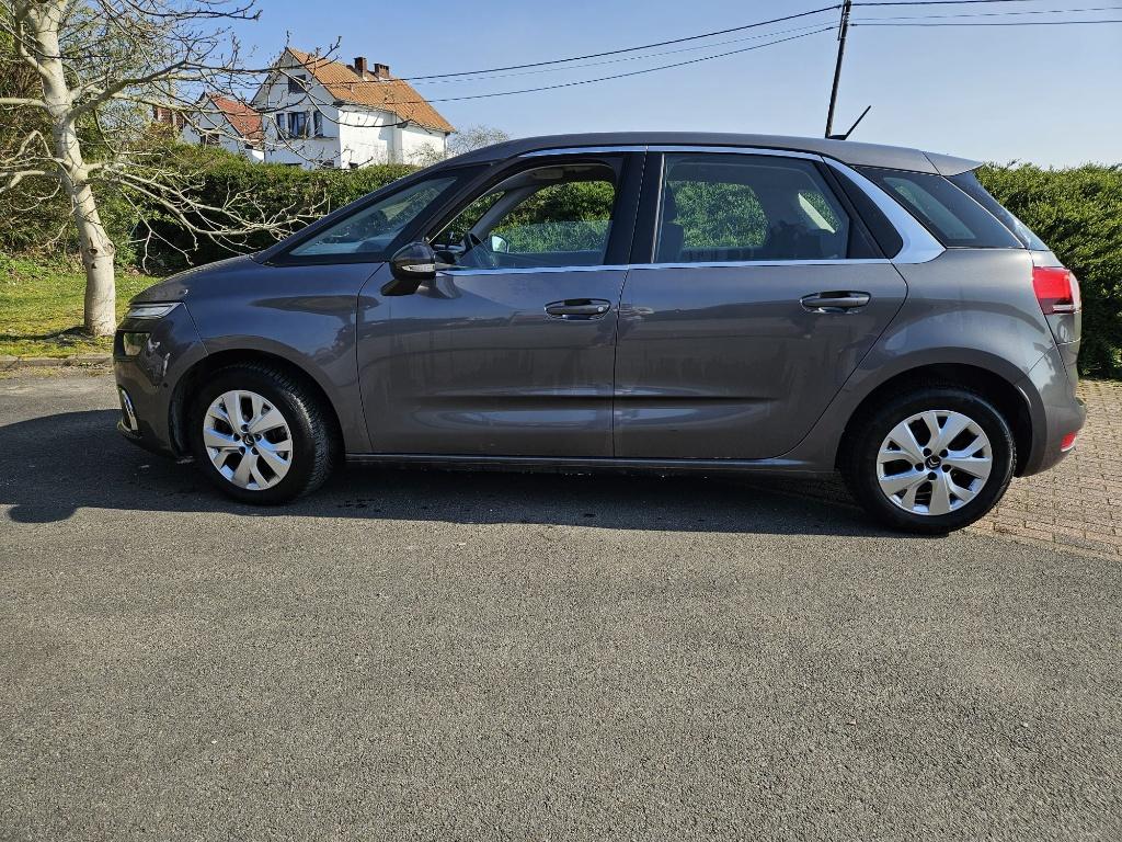 Citroën C4 Picasso SPACE TOURER 1.2 i  66.625km ❄️CLIM🌍GPS, 1198 cc, C4 (Grand) Picasso, 1918 kg, 5 zetels