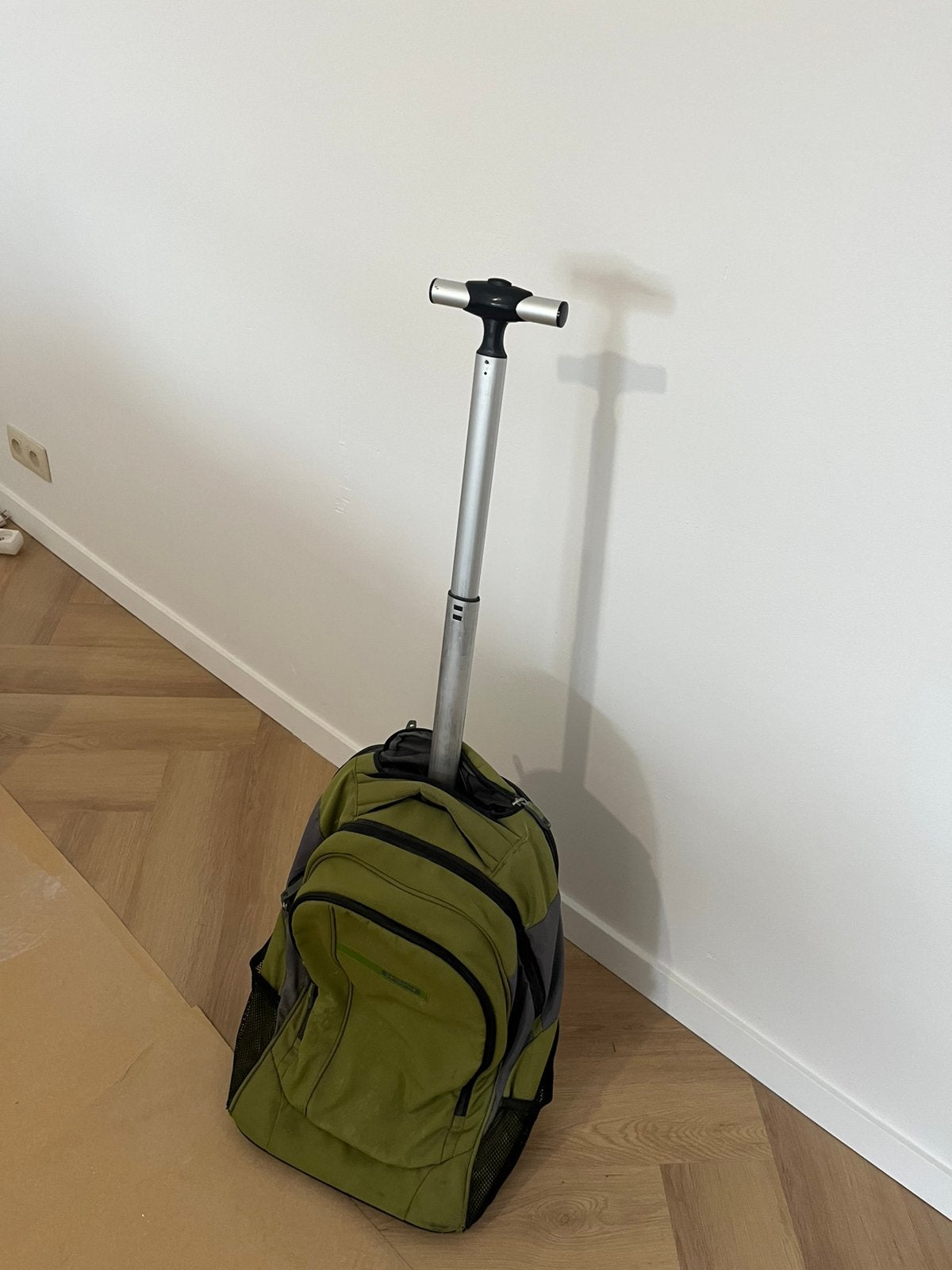 Sac à dos Samsonite avec roulettes, Bijoux, Sacs & Beauté, Enlèvement, Utilisé, Vert, Roulettes