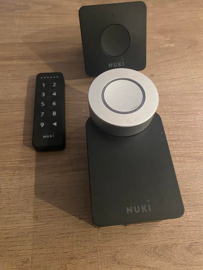 Deurslot nuki, Ophalen, Zo goed als nieuw