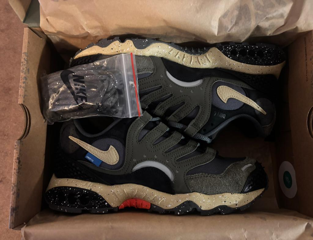 Nike Air Terra Humara “Undefeated” Cargo/Khaki size 42, Kleding | Heren, Ophalen, Overige kleuren, Nieuw, Sneakers