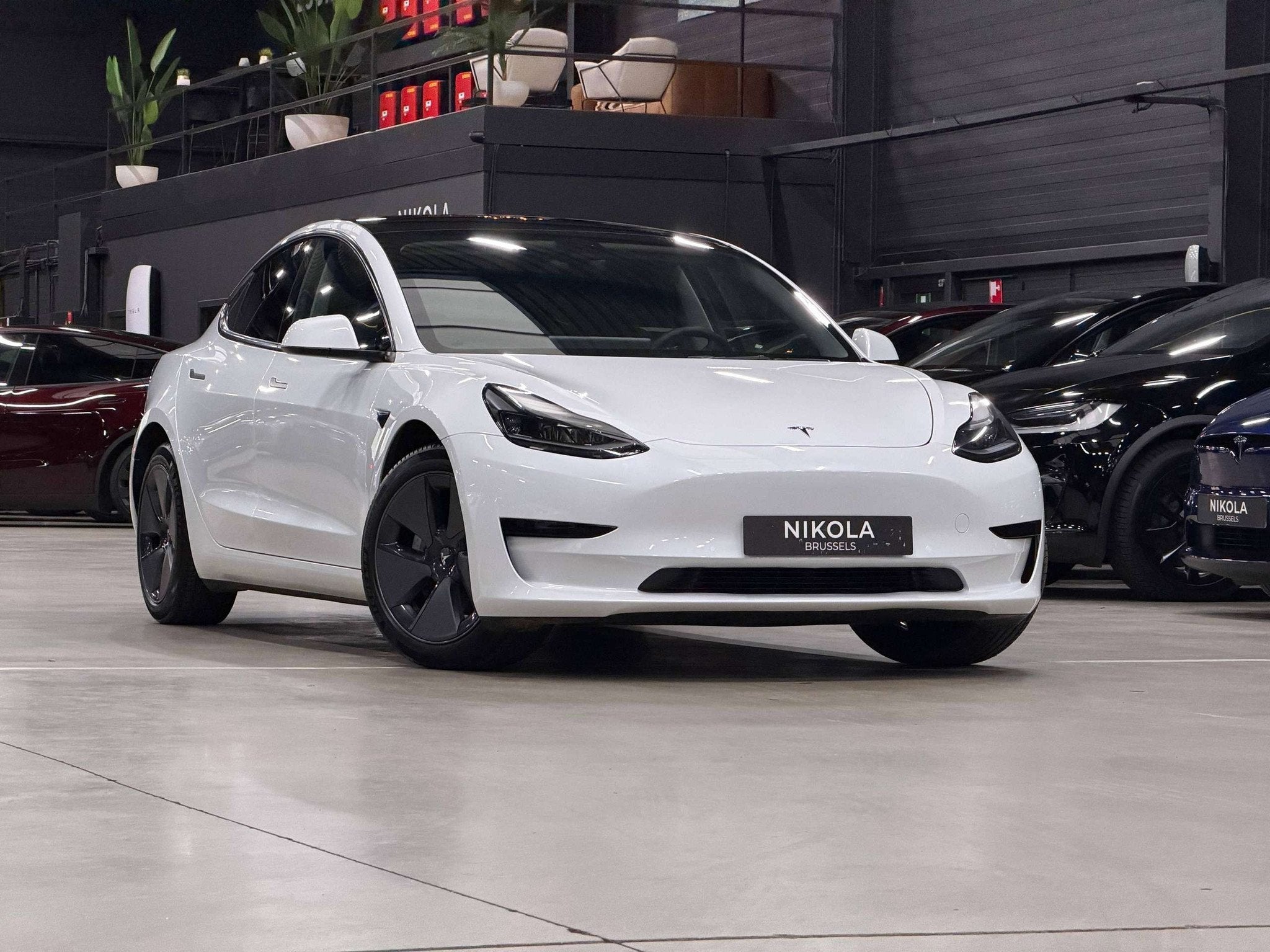 Tesla Model 3 PREMIUM RWD - AUTOPILOT - TINTED WINDOWS - HEA, Autos, Cuir, Achat, Entreprise, 5 portes