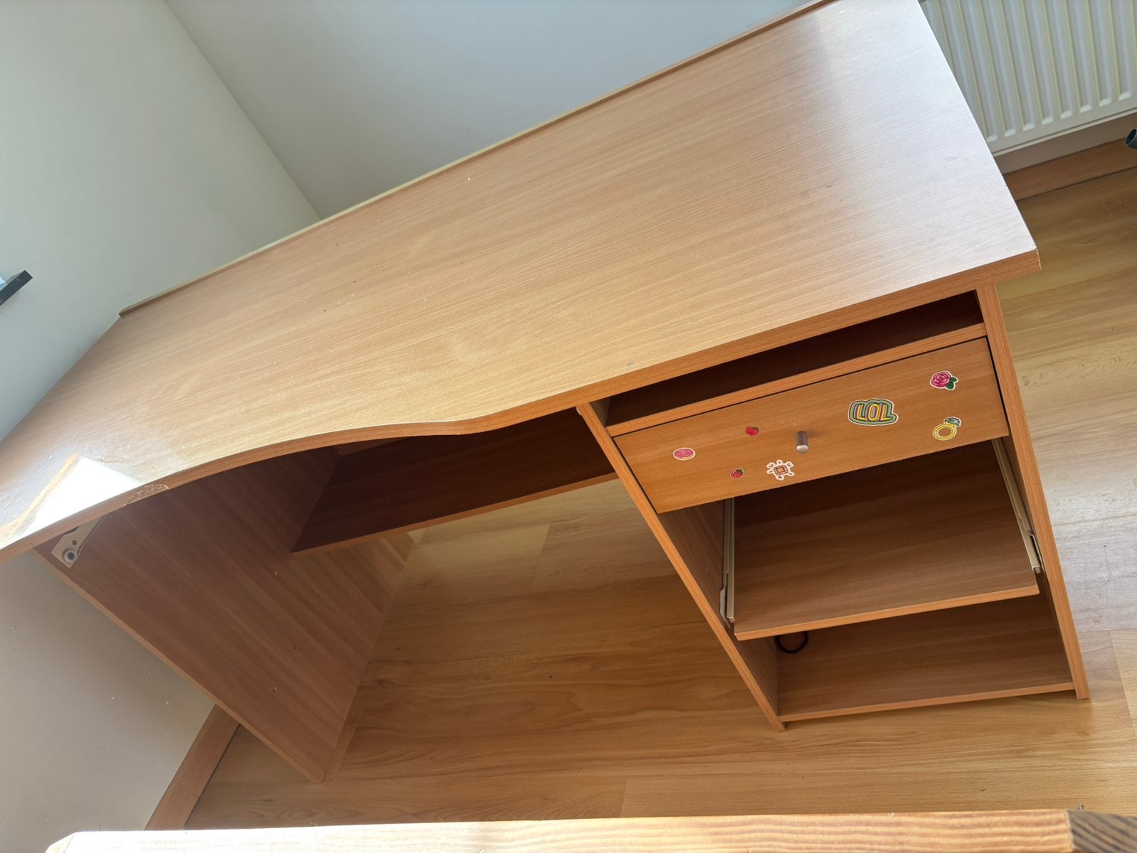 Bureau hout, groot werkblad, schuifje, Huis en Inrichting, Ophalen, Zo goed als nieuw, Hout