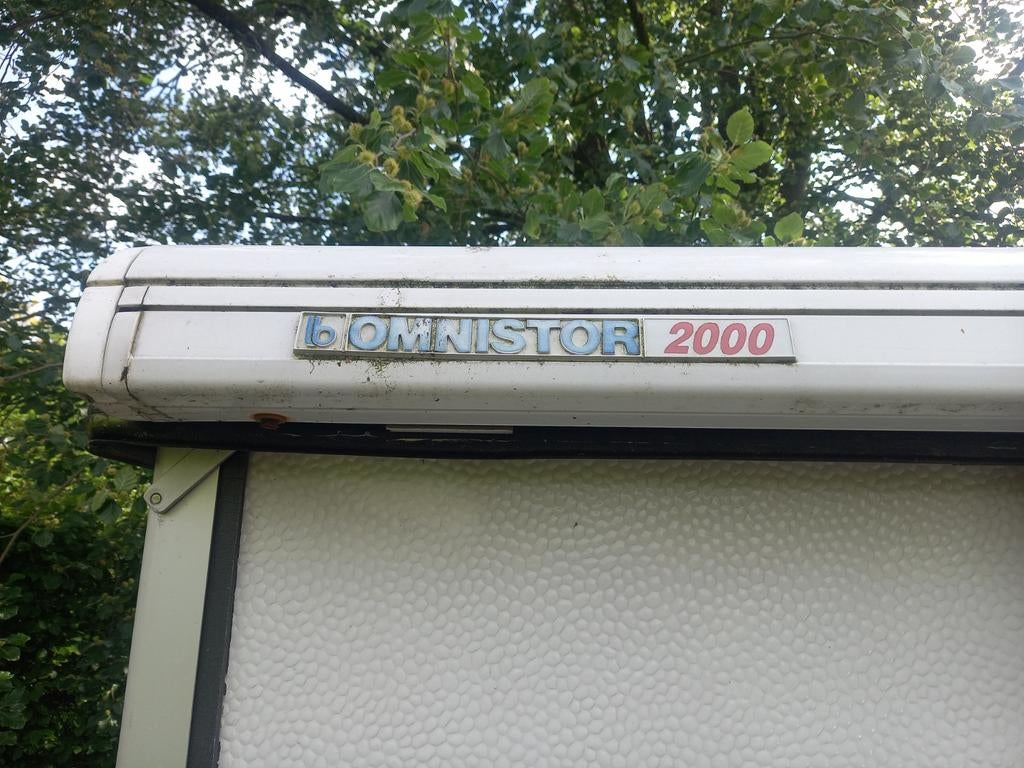 Rapido hefdakcaravan LT390, Poêle, 750 - 1000 kg, Siège standard, Lit transversal