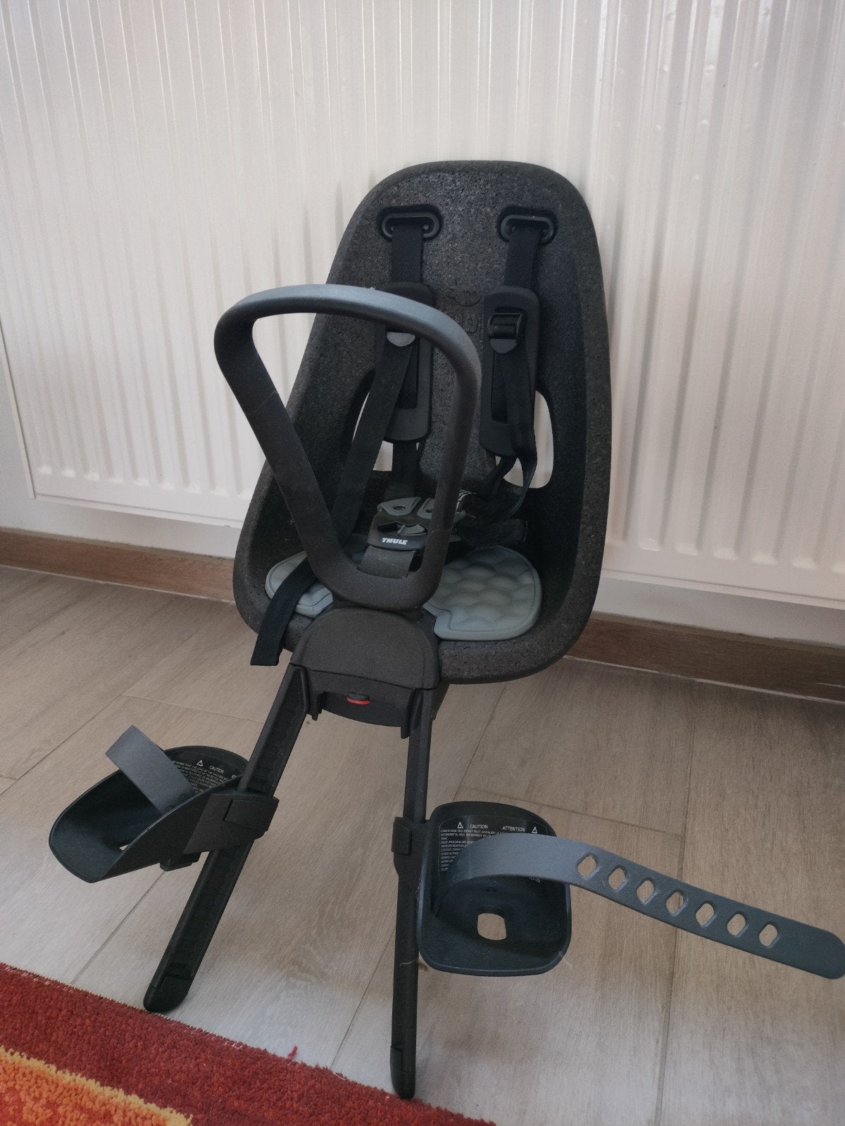 Thule fietsstoel Yepp Nexxt Mini momentum grey, Fietsen en Brommers, Fietsaccessoires | Fietsstoeltjes, Ophalen