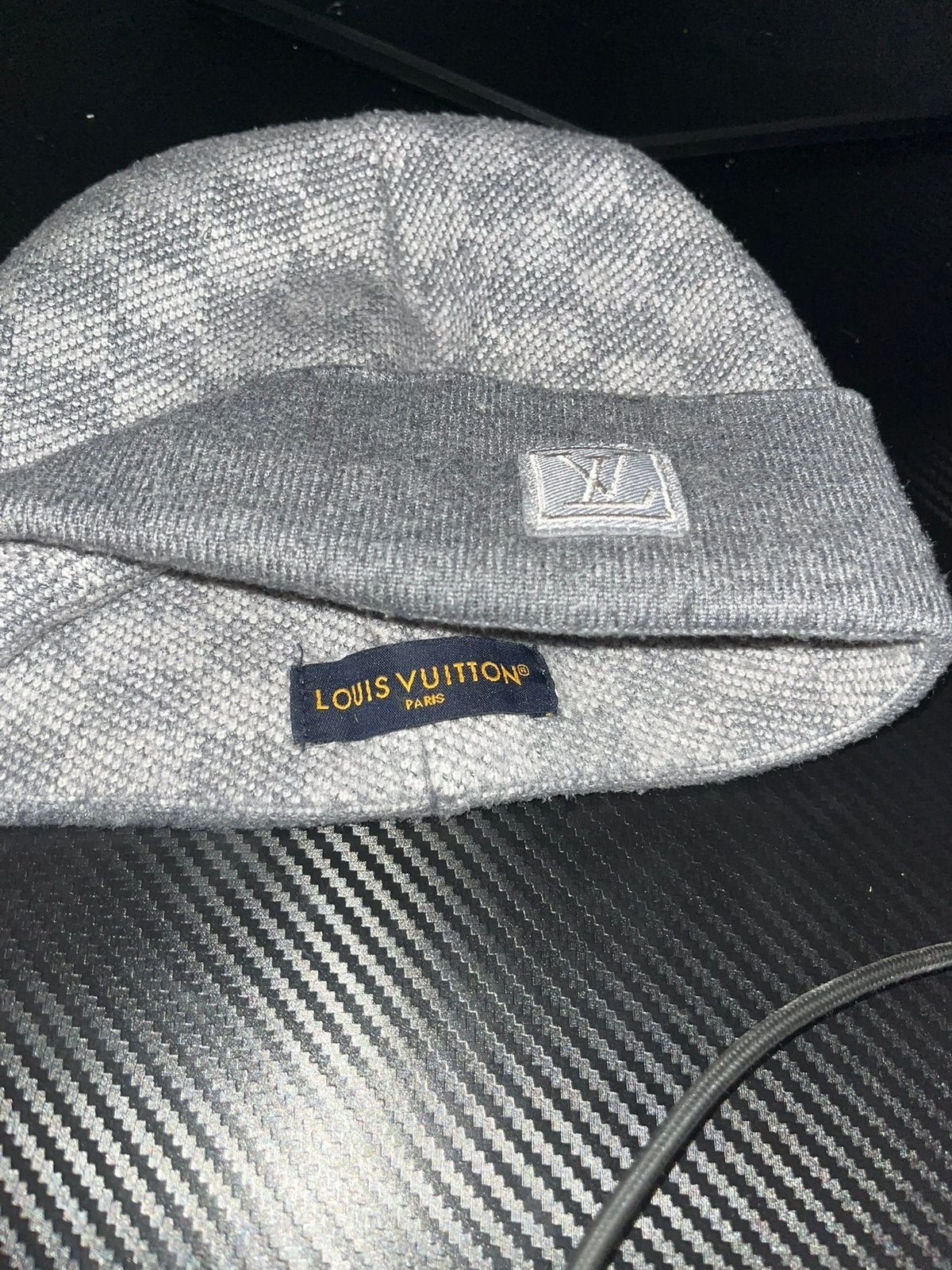Louis Vuitton grijze muts, Motos, Enlèvement, Comme neuf