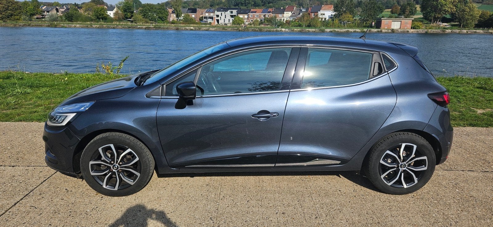 Renault Clio 1.2 TCe 120 EDC Automatique – 2017 – 27 125 km, Autos, Achat, Particulier, Essence, Gris
