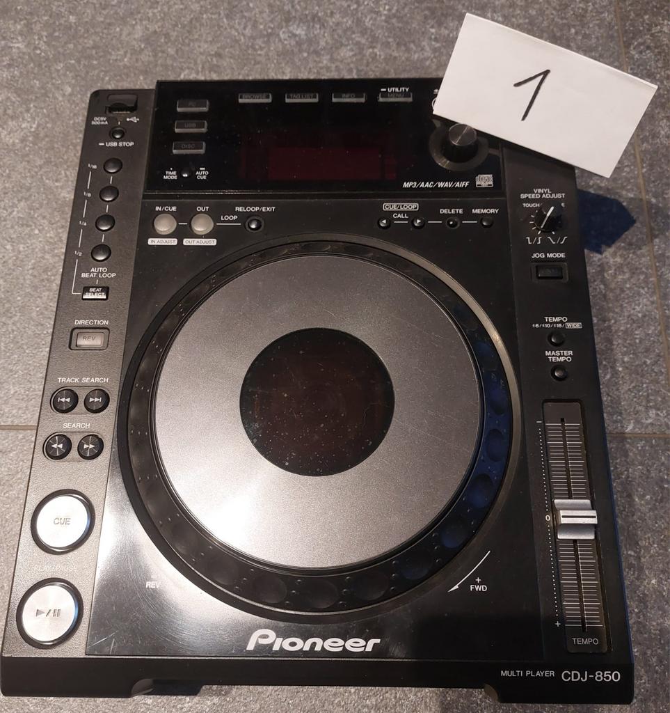 2 Pioneer cdj 850, Muziek en Instrumenten, Dj-sets en Draaitafels, Zo goed als nieuw, Ophalen