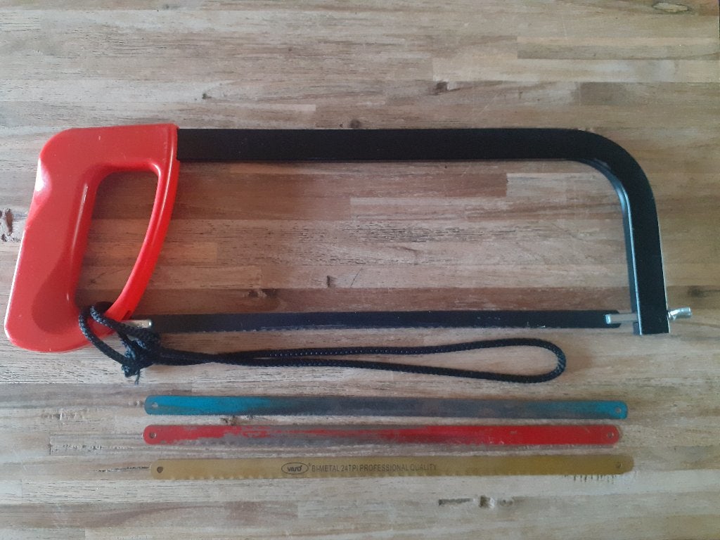 Zaag ijzerzaag Handzaag met zaagblad van 30 cm, Doe-het-zelf en Bouw, Ophalen of Verzenden, Gebruikt, Zaag