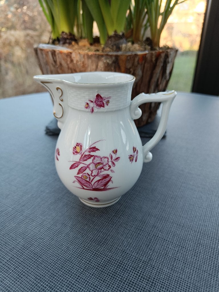 Herend porseleinen melkkan. Vanaf jaren 1950 s - en 1960s., Antiek en Kunst, Ophalen of Verzenden