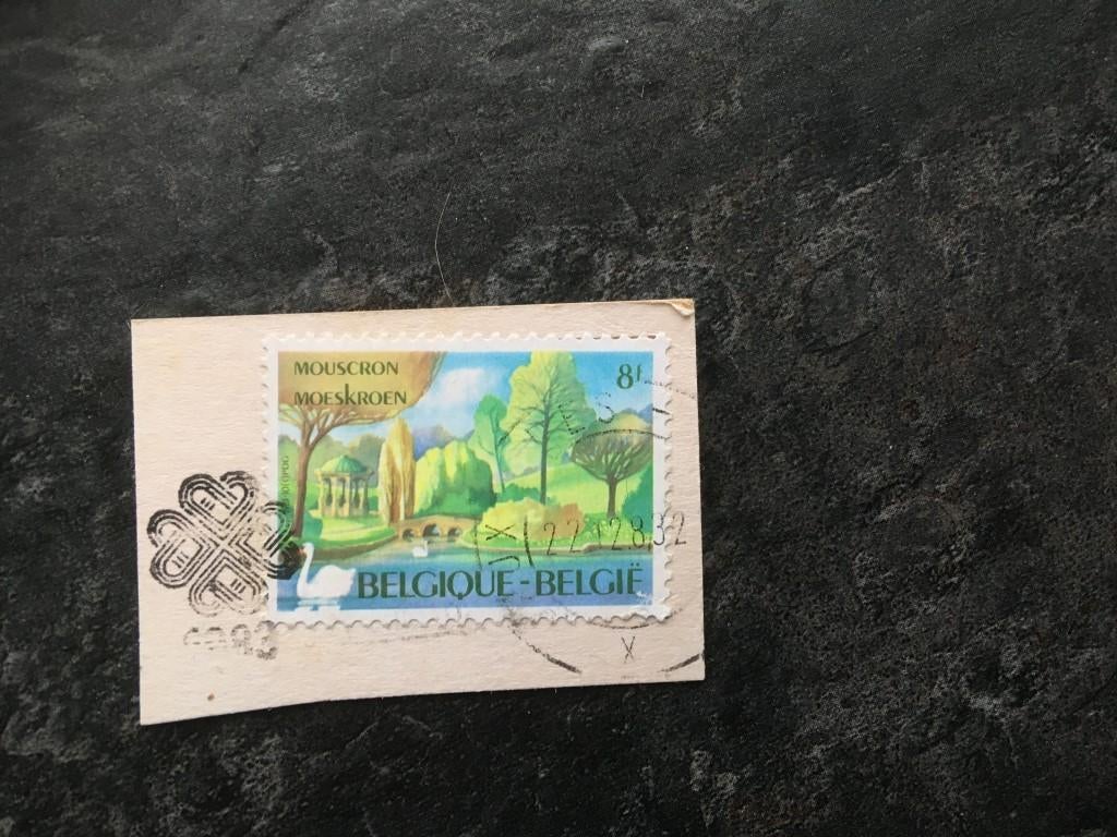 postzegel Moeskroen, Ophalen of Verzenden